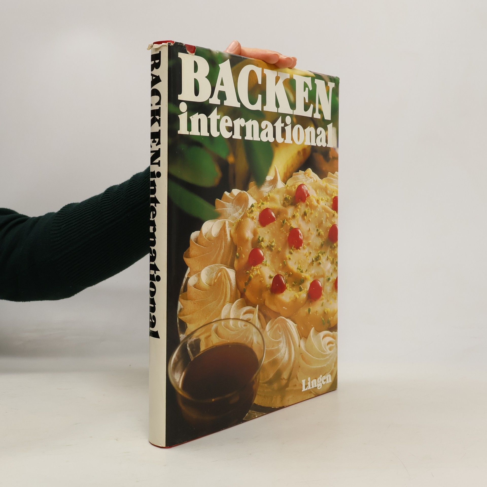 Various authors Backen international