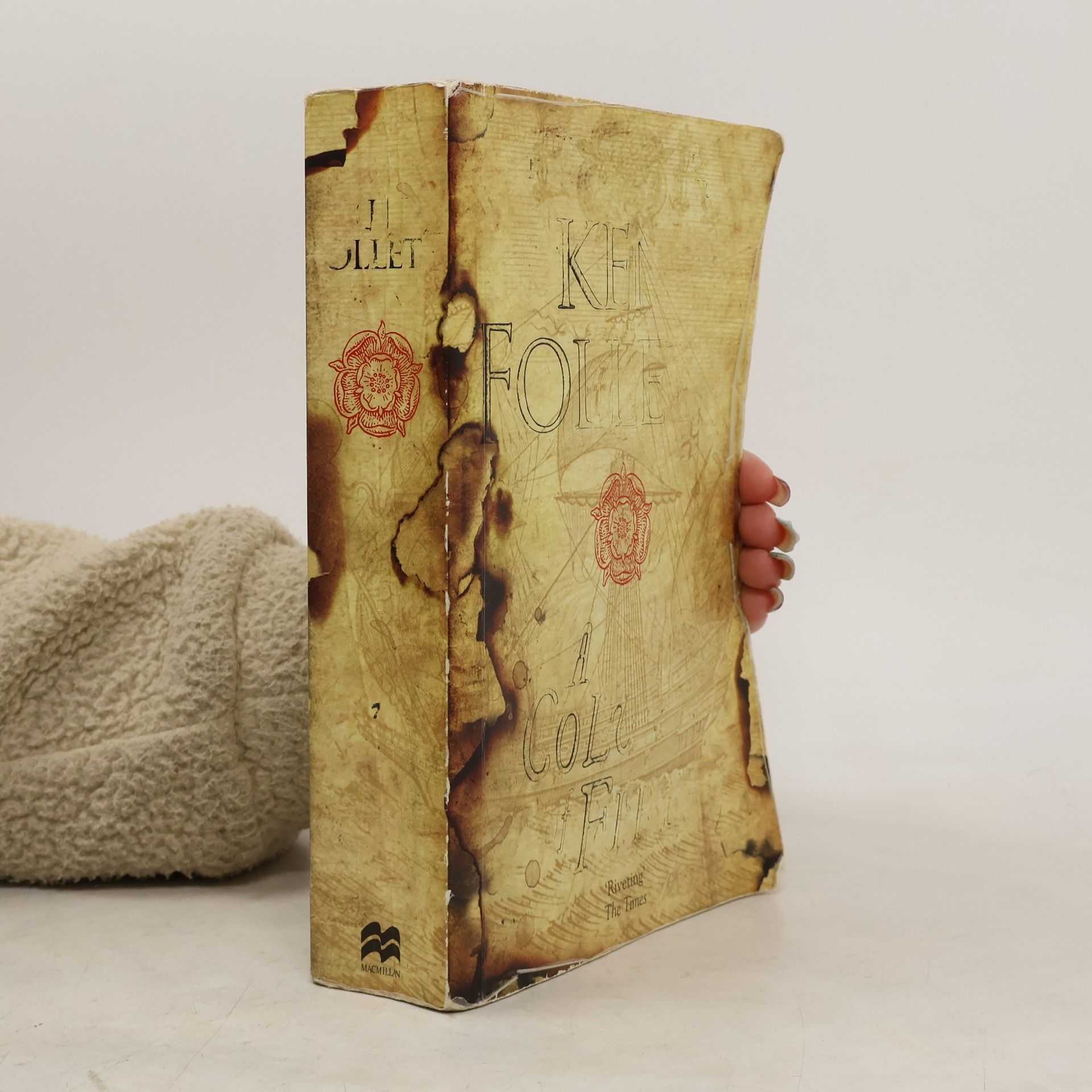 Ken Follett A Column of Fire