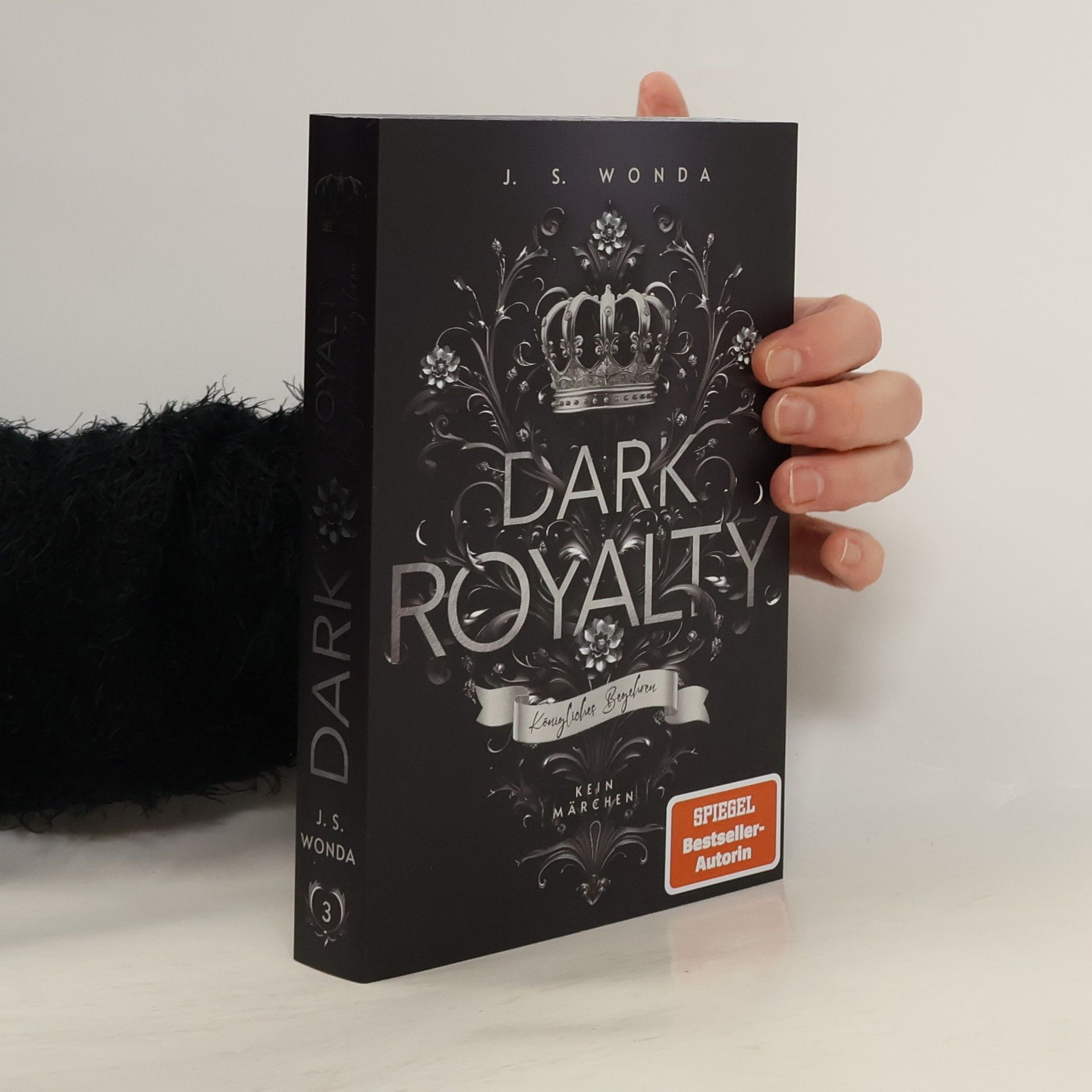 Jane S. Wonda Dark Royalty