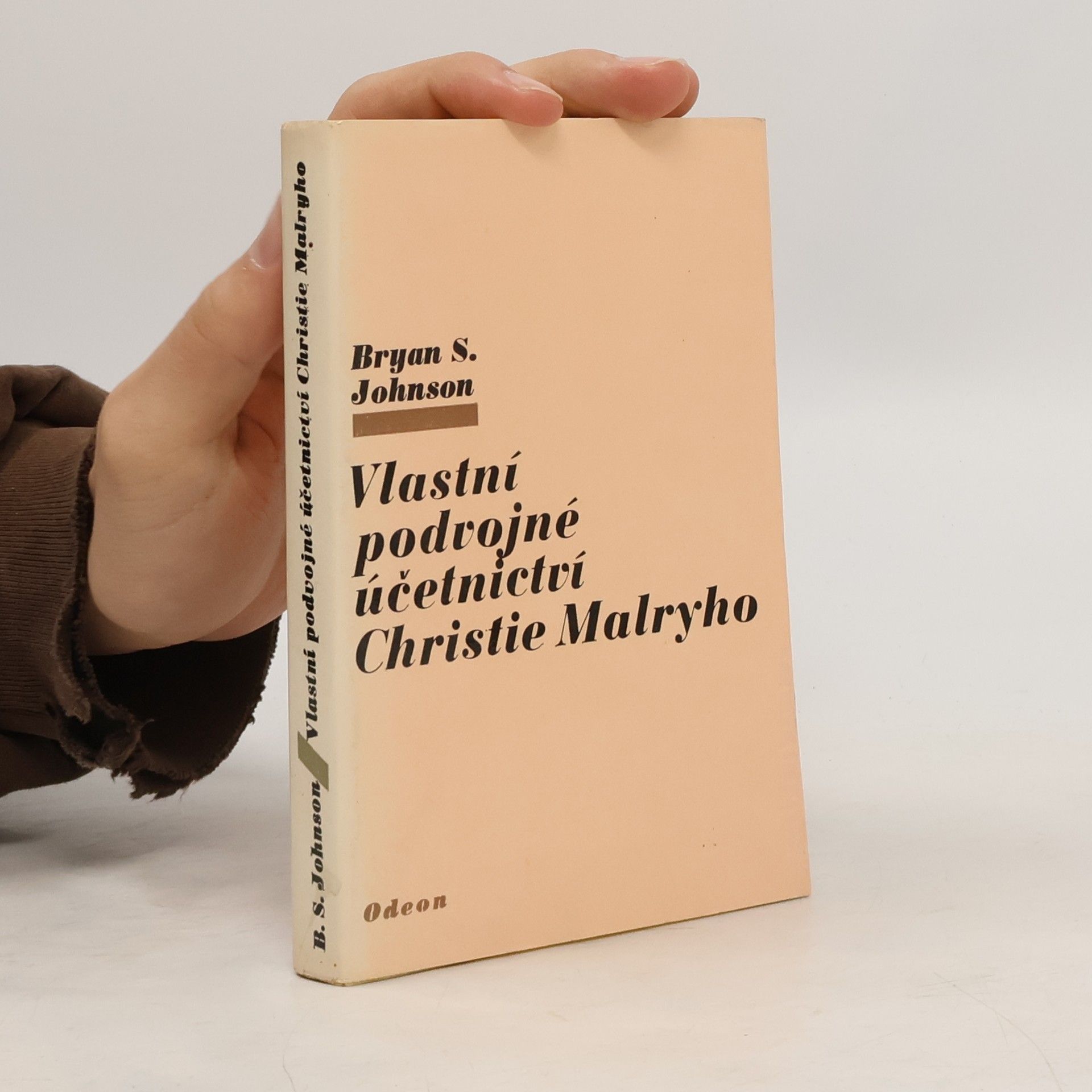 B. S. Johnson Vlastní podvojné účetnictví Christie Malryho