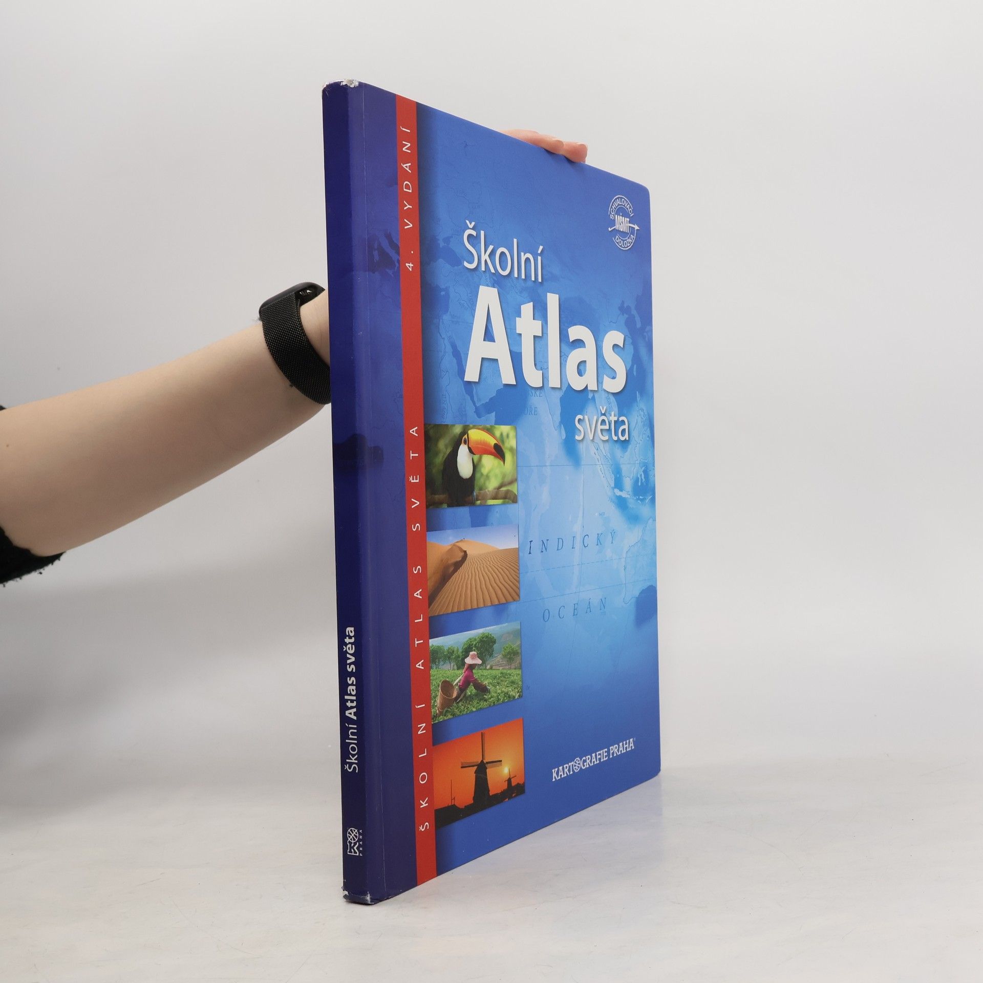 Autorenkollektiv Školní atlas světa