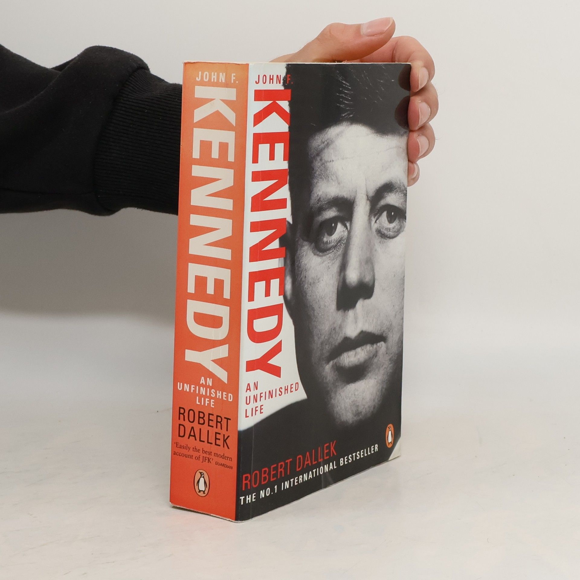 Robert Dallek John F. Kennedy : an unfinished life