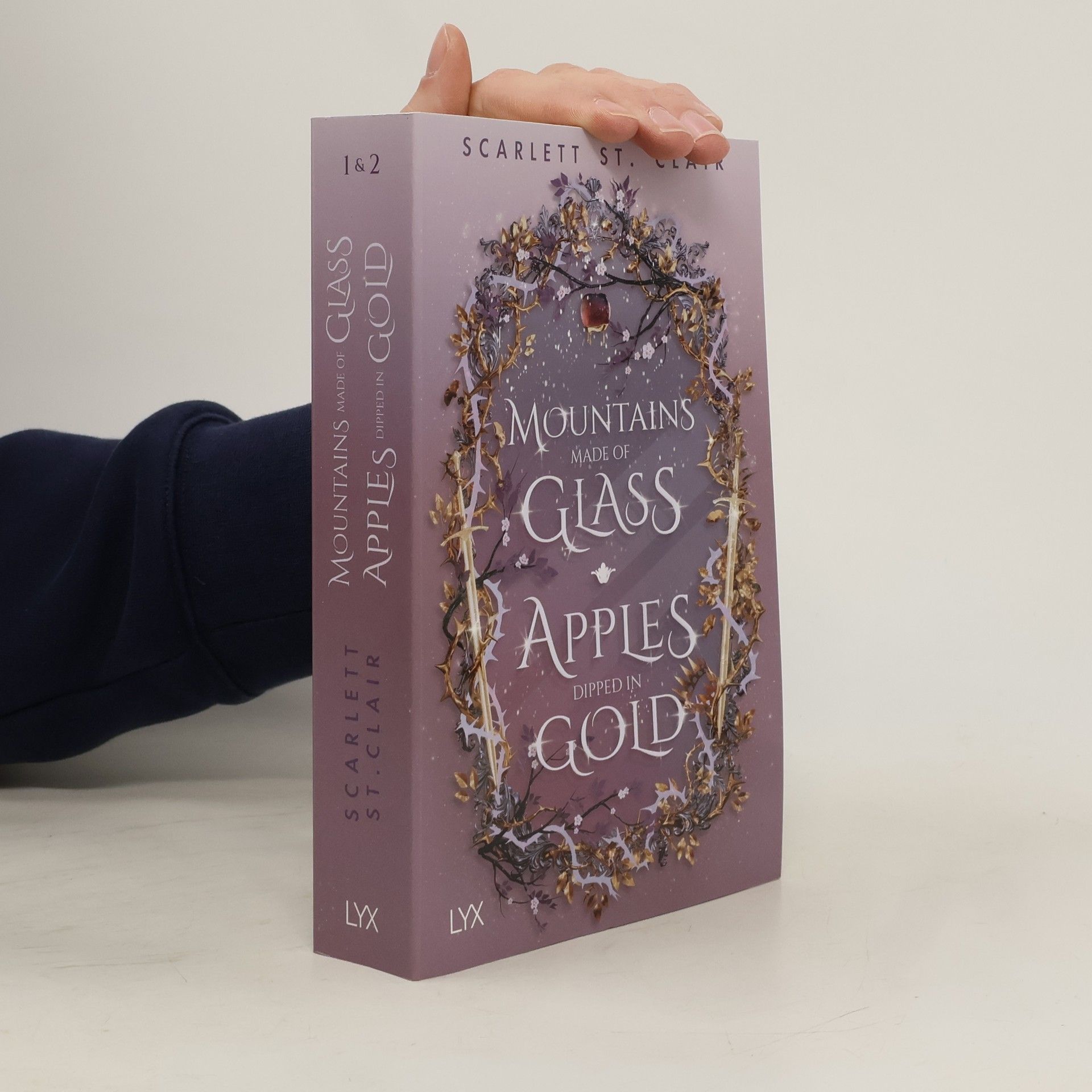 Silvia Gleißner Fairyland - 1: Mountains Made of Glass / Apples Dipped in Gold