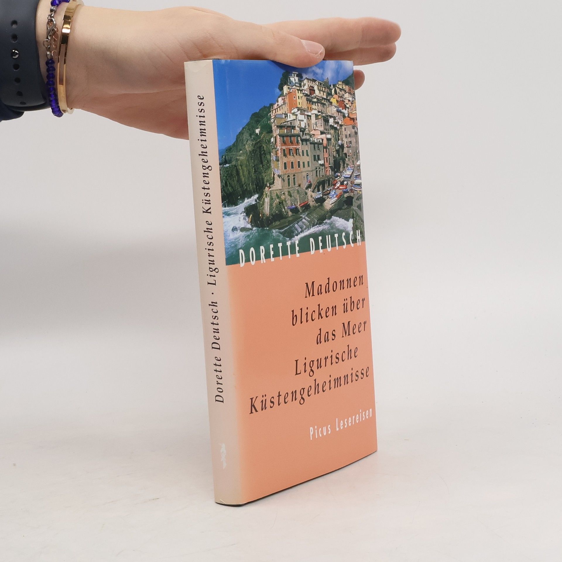 Dorette Deutsch Madonnen blicken über das Meer