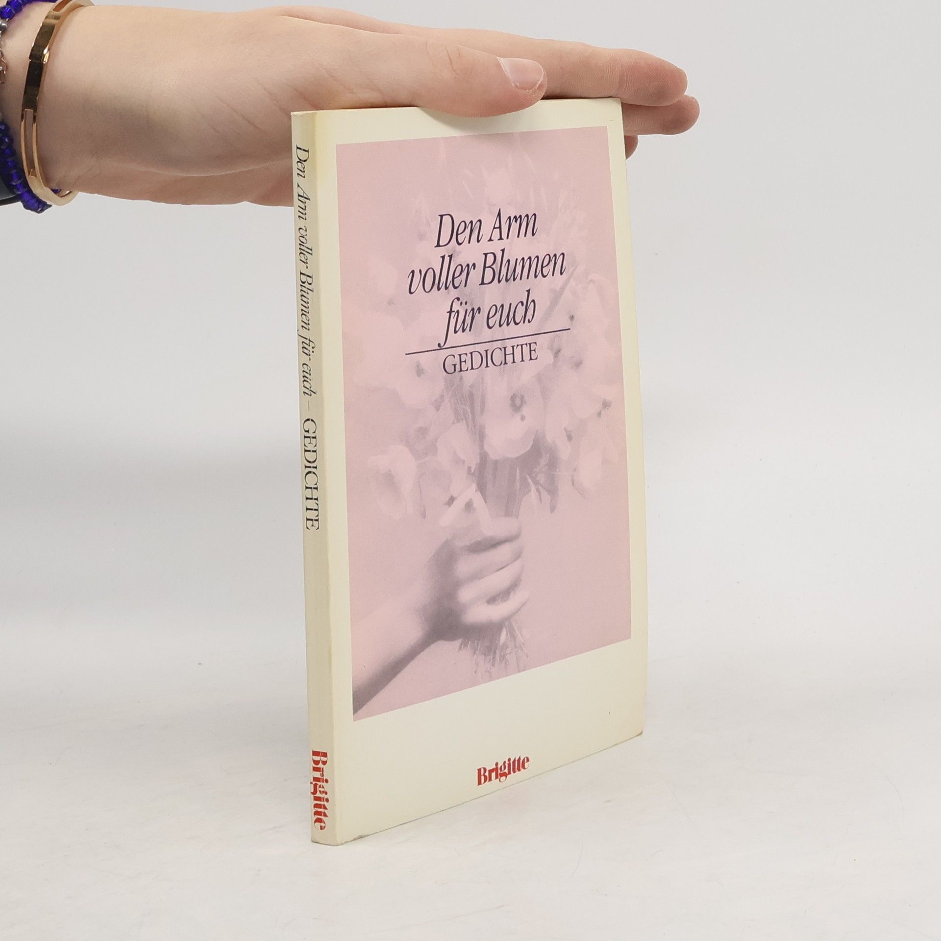 Ellen Pomikalko Den Arm voller Blumen für euch