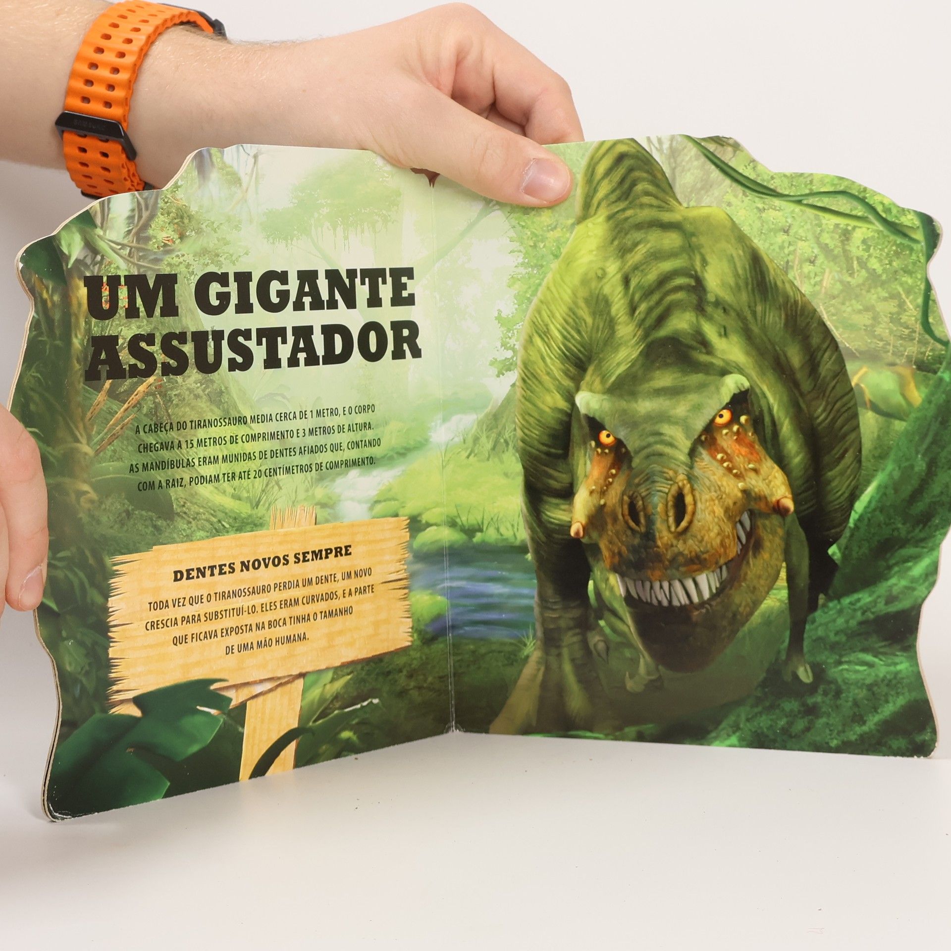 Incríveis Dinos. Tiranossauro Rex