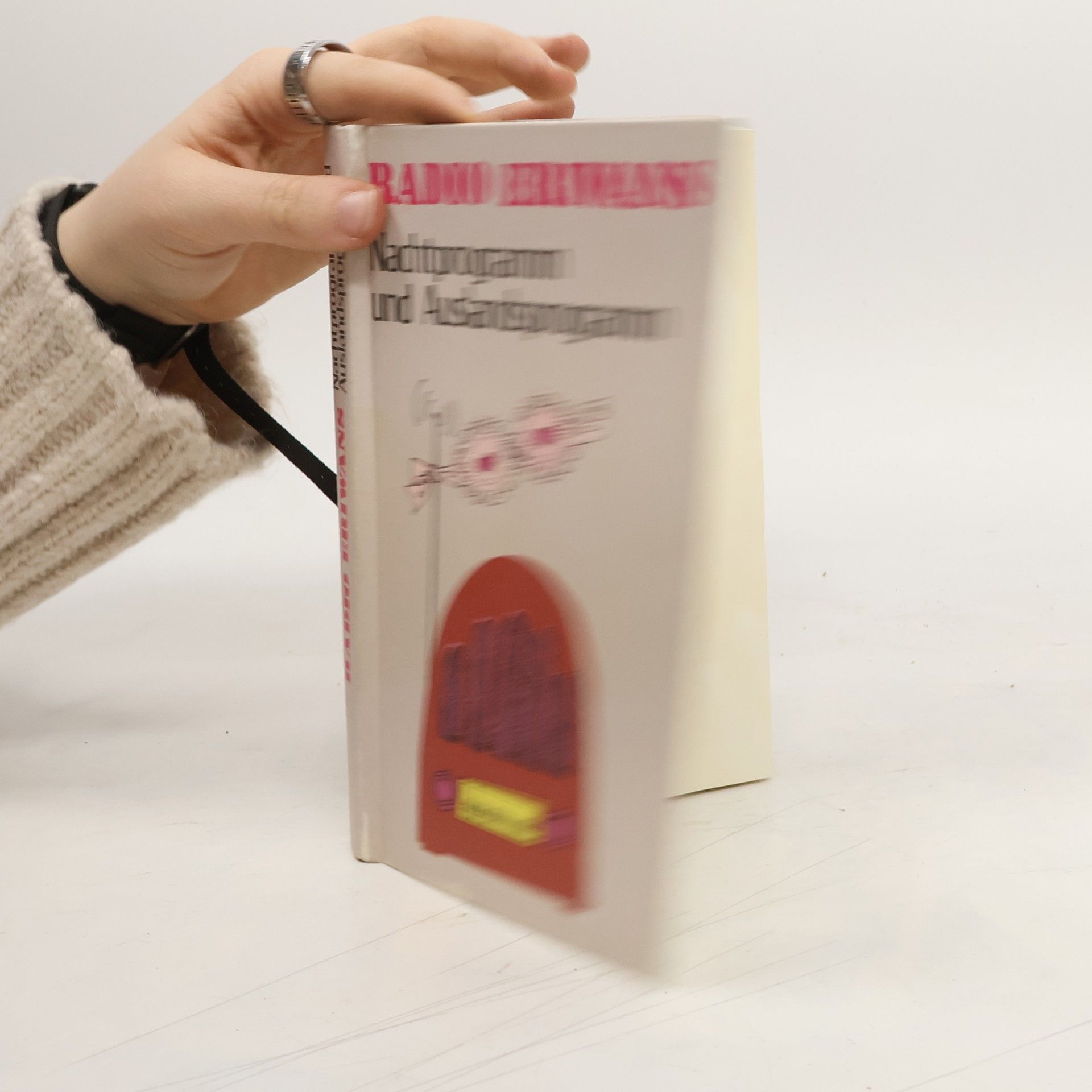 Radio Eriwans. Nachtprogramm und Auslandsprogramm