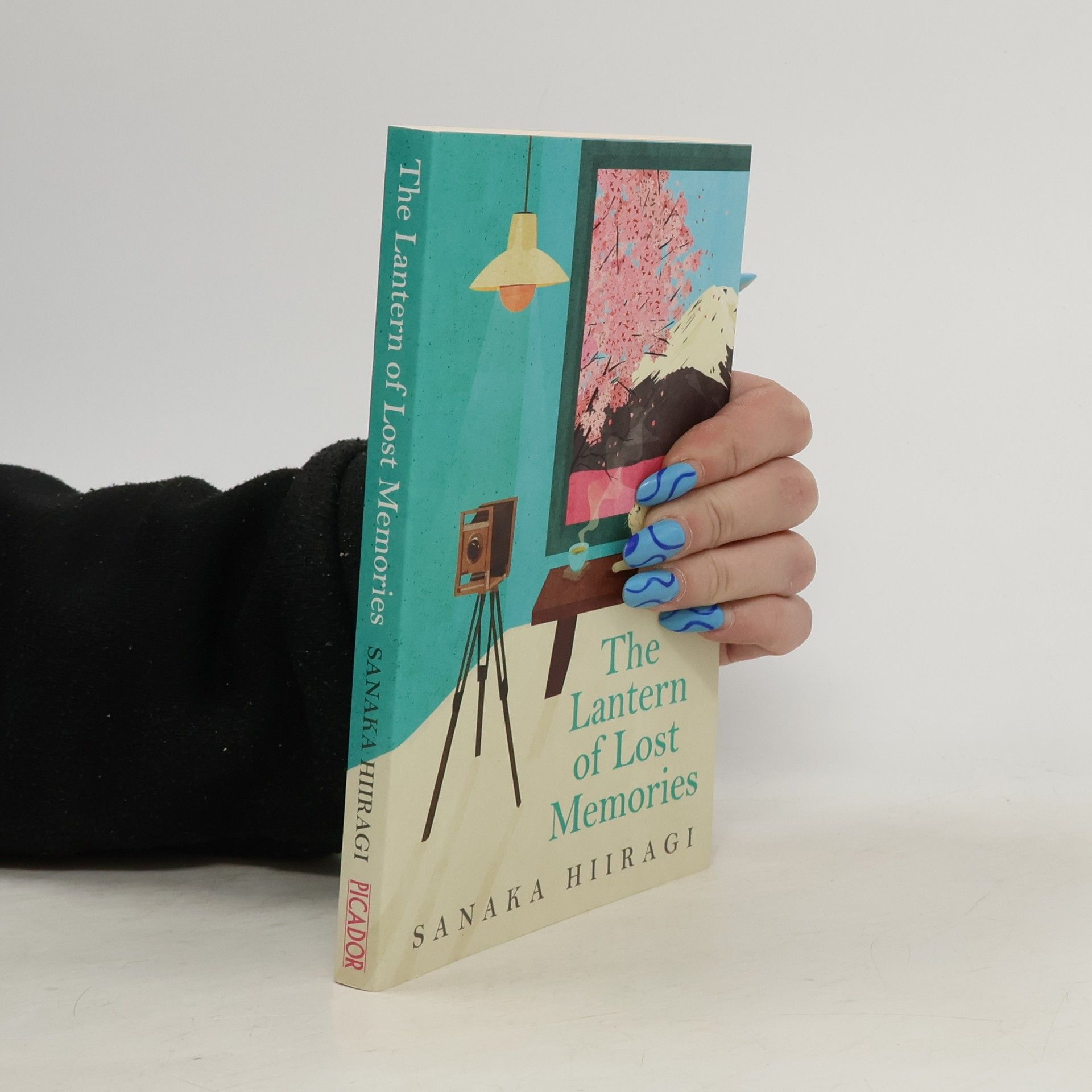 Sanaka Hiiragi The Lantern of Lost Memories: A charming and heartwarming story for fans of cosy Japanese fiction