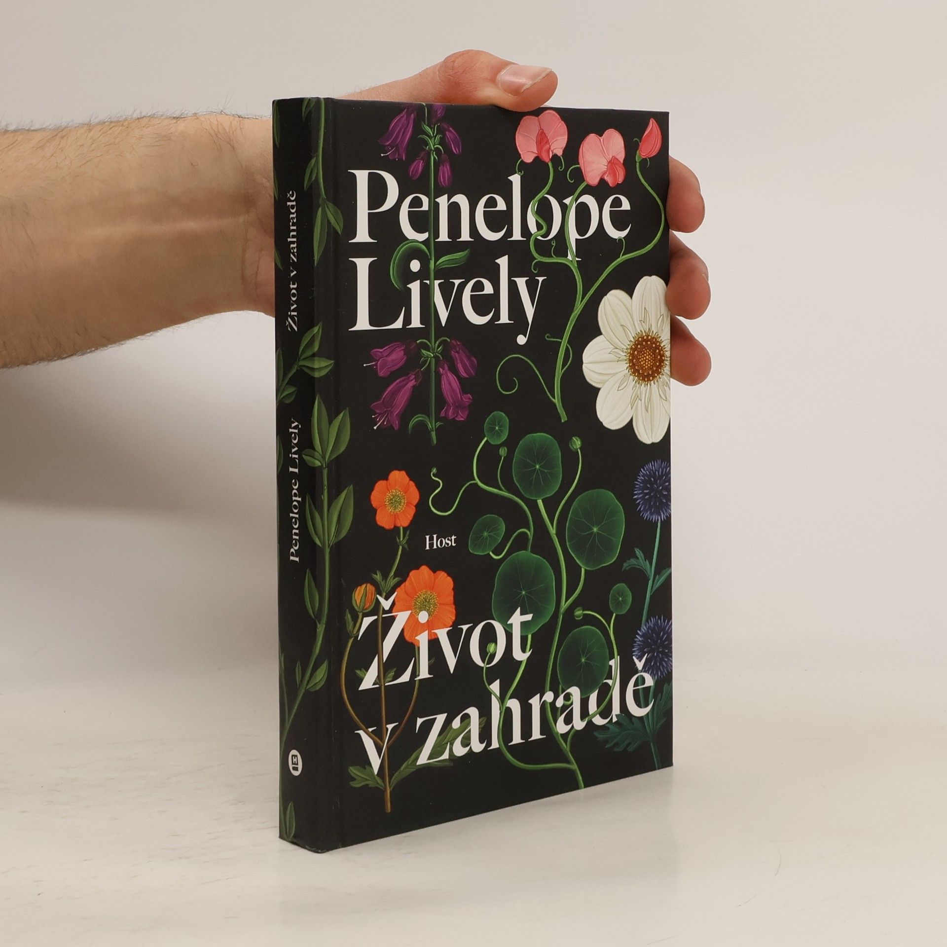 Penelope Lively Život v zahradě