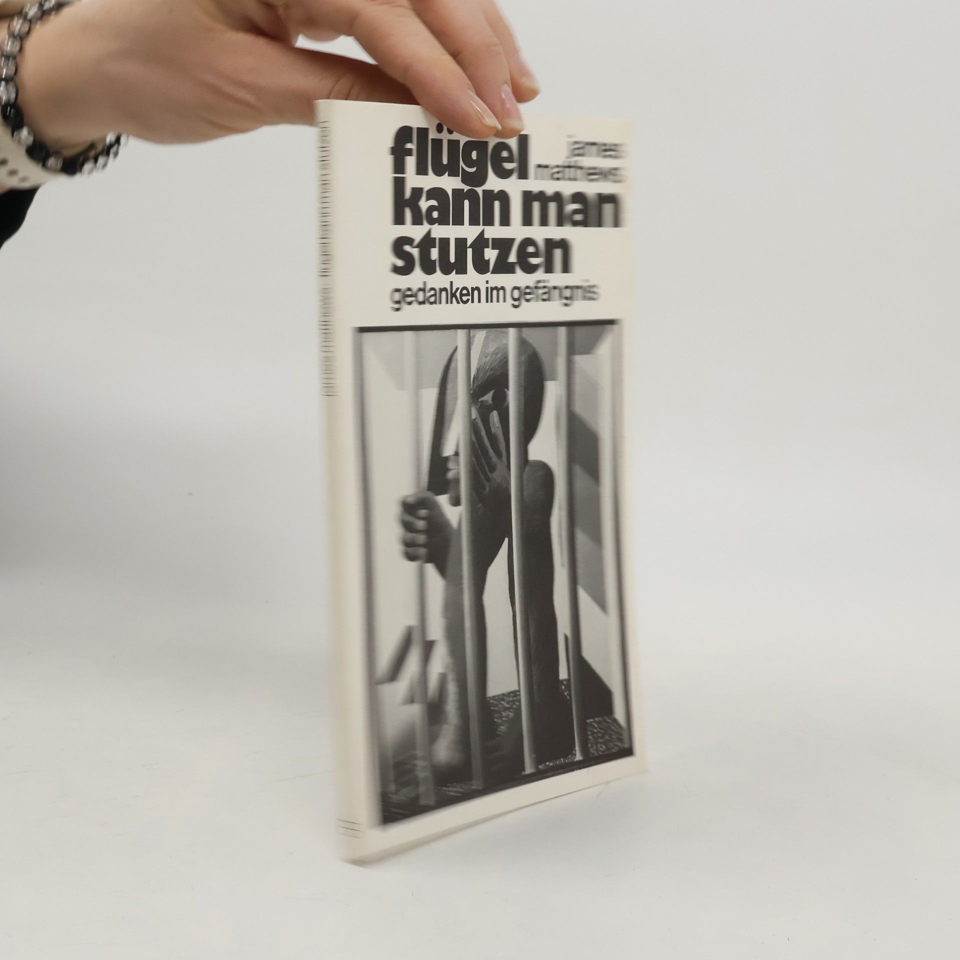 James Matthews Flügel kann man stutzen