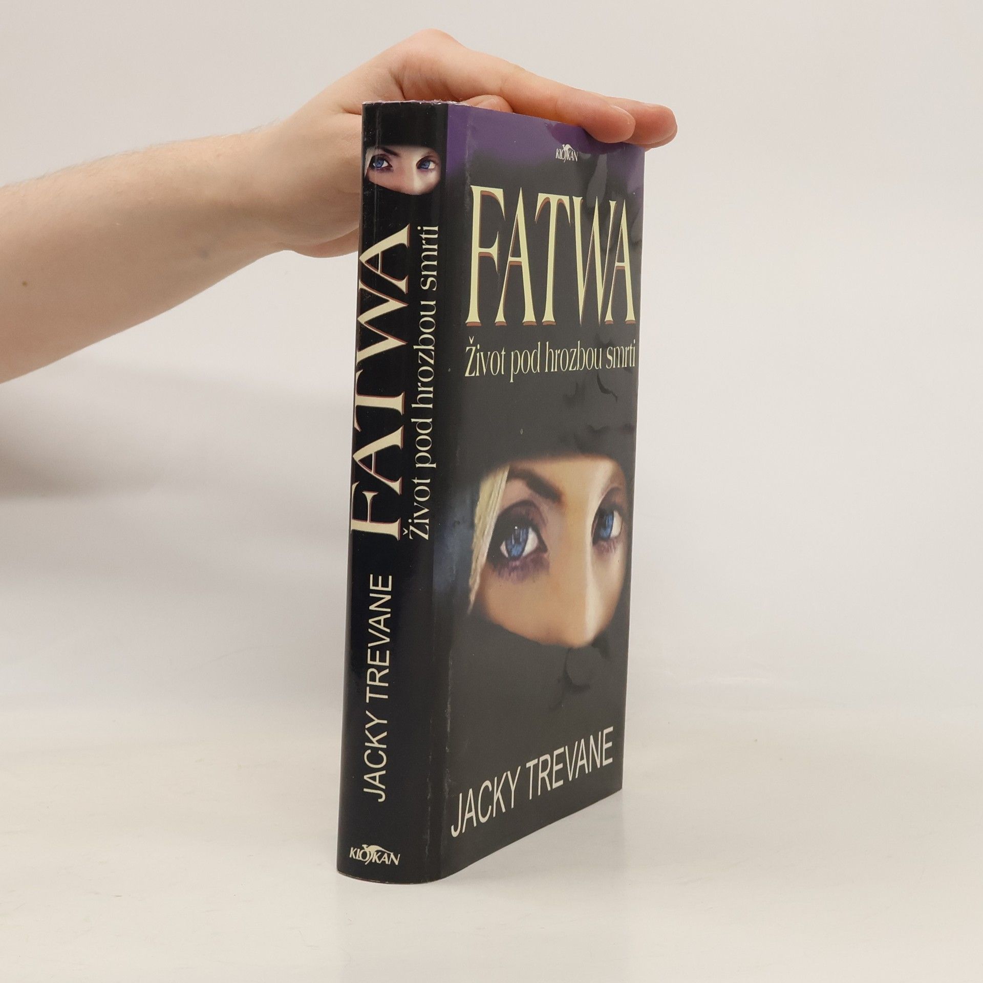 Jacky Trevane Fatwa: život pod hrozbou smrti