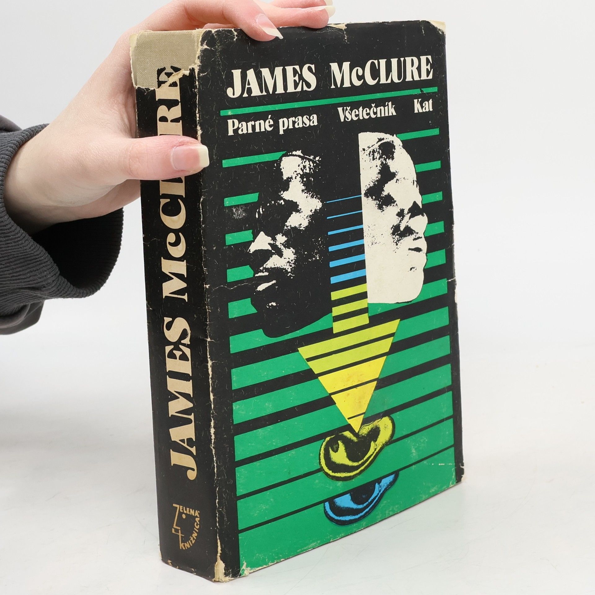 James McClure Parné prasa. Všetečník. Kat