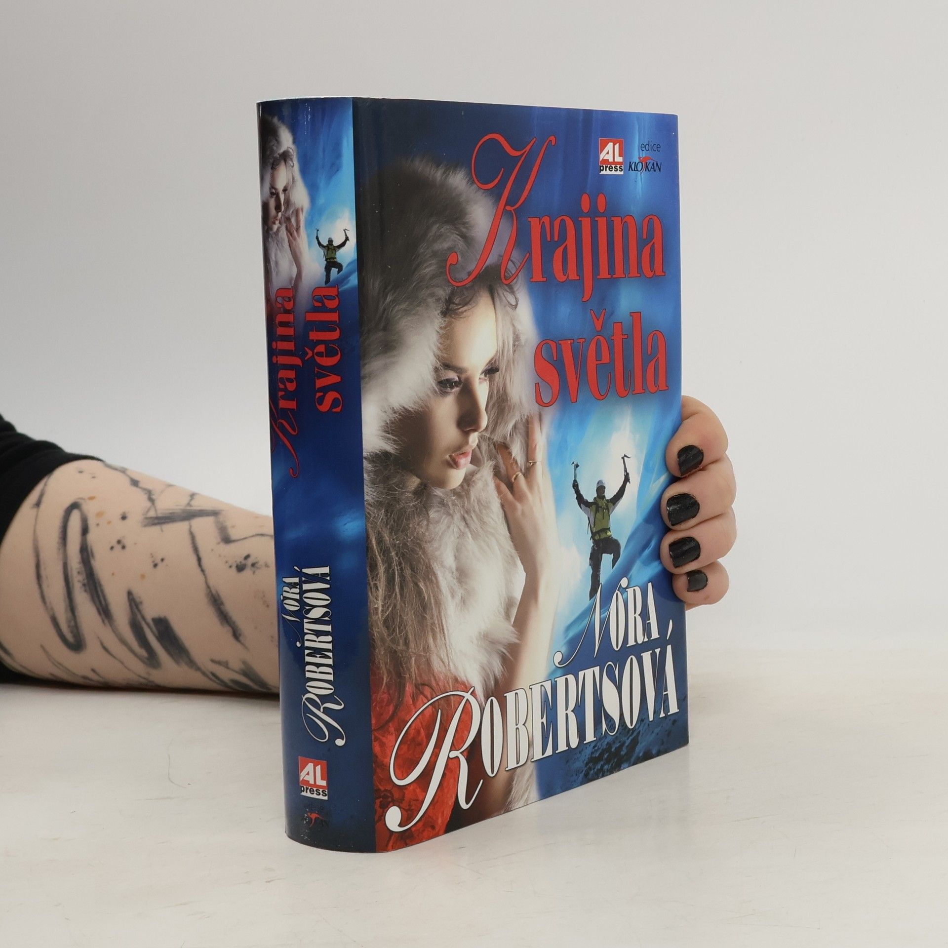 Nora Roberts Krajina světla