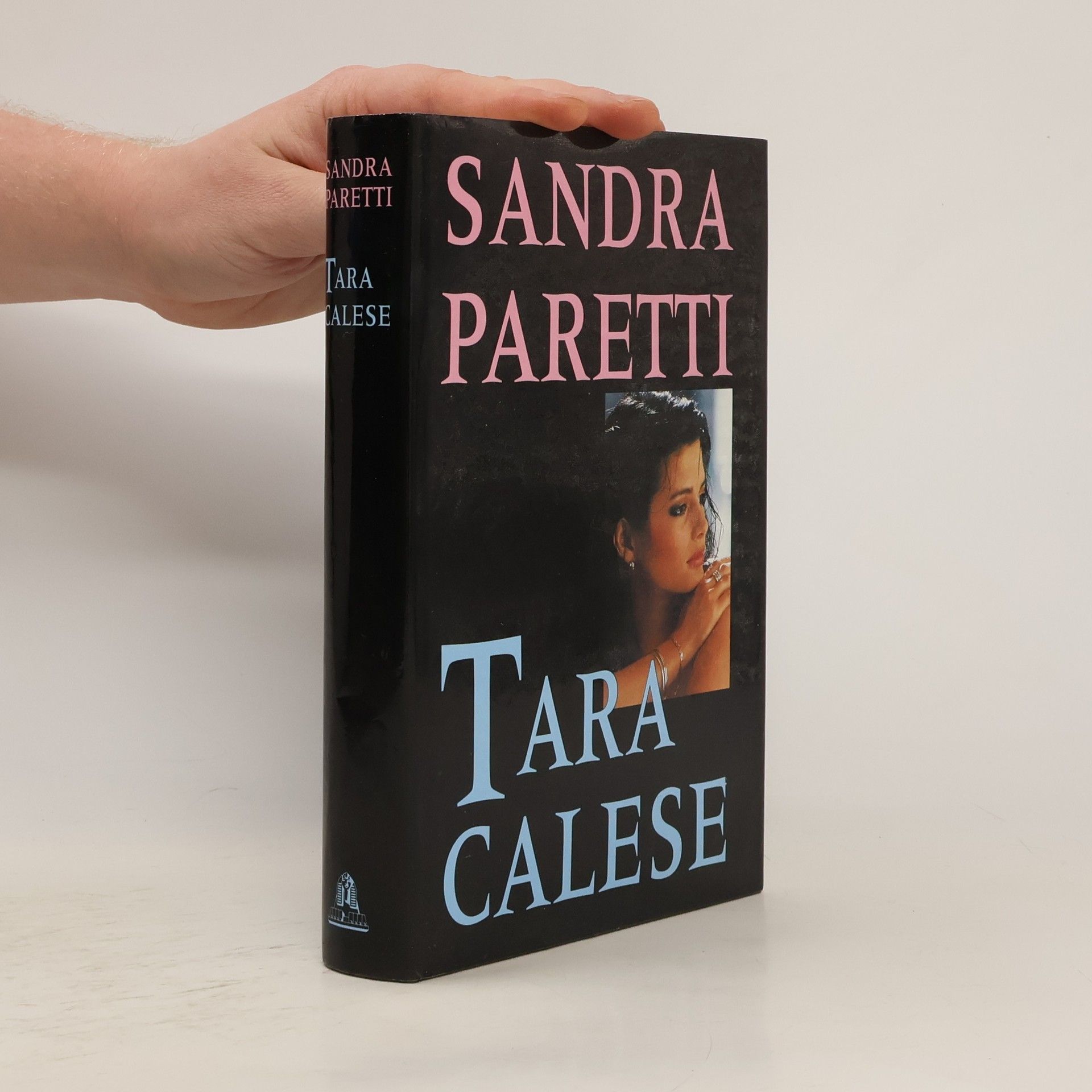 Sandra Paretti Tara Calese