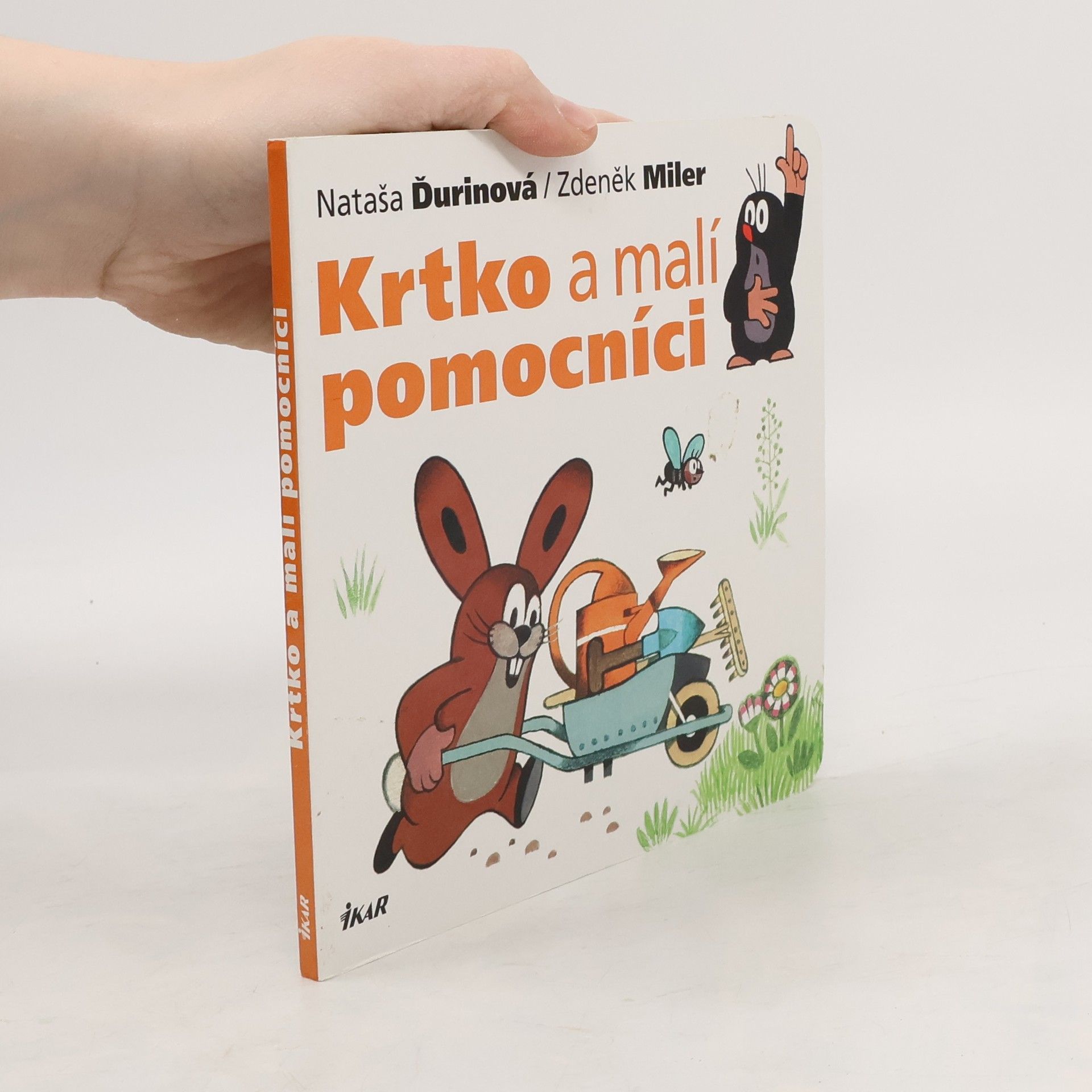 Zdeněk Miler Krtko a malí pomocníci