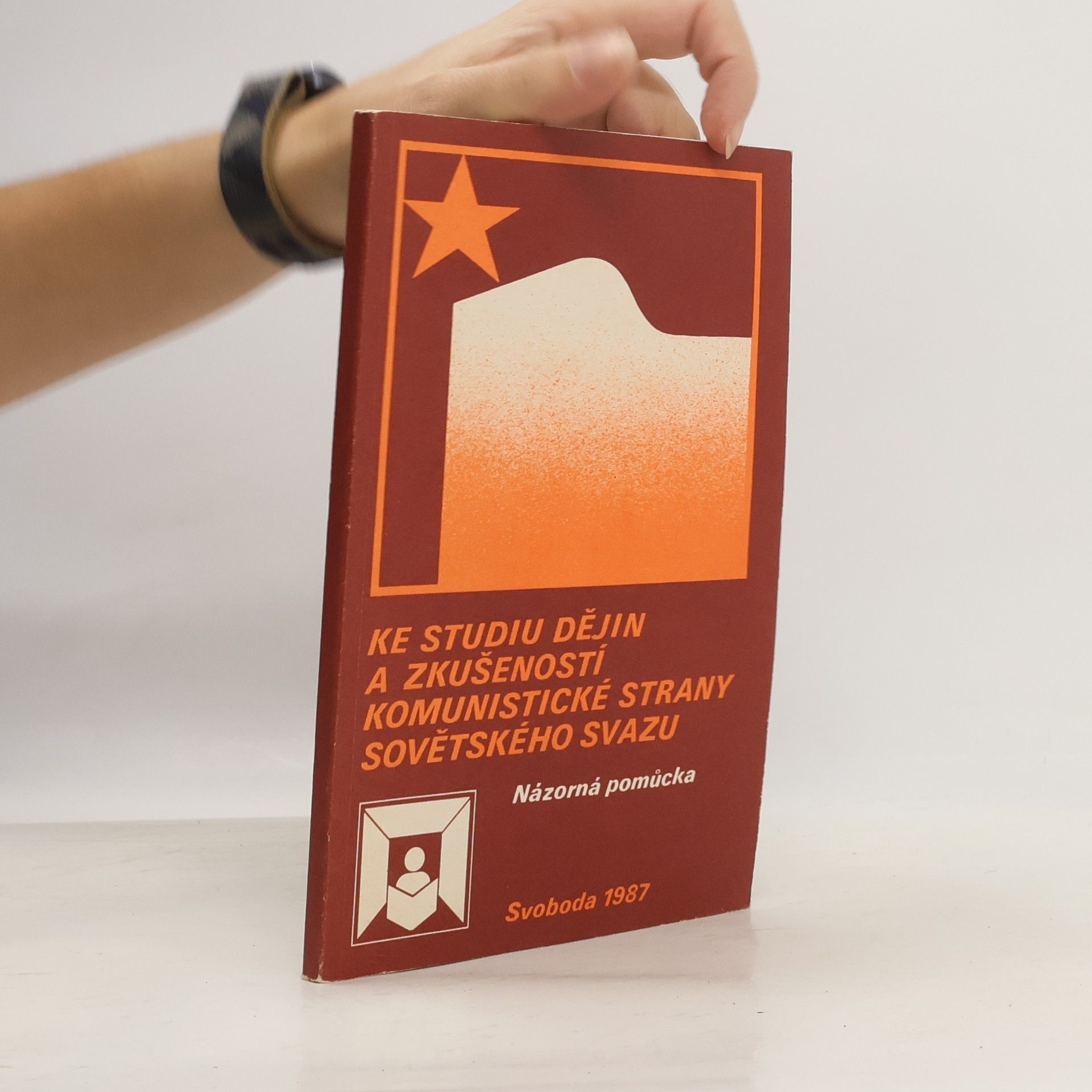 Autorenkollektiv Ke studiu dějin a zkušeností Komunistické strany Sovětského svazu