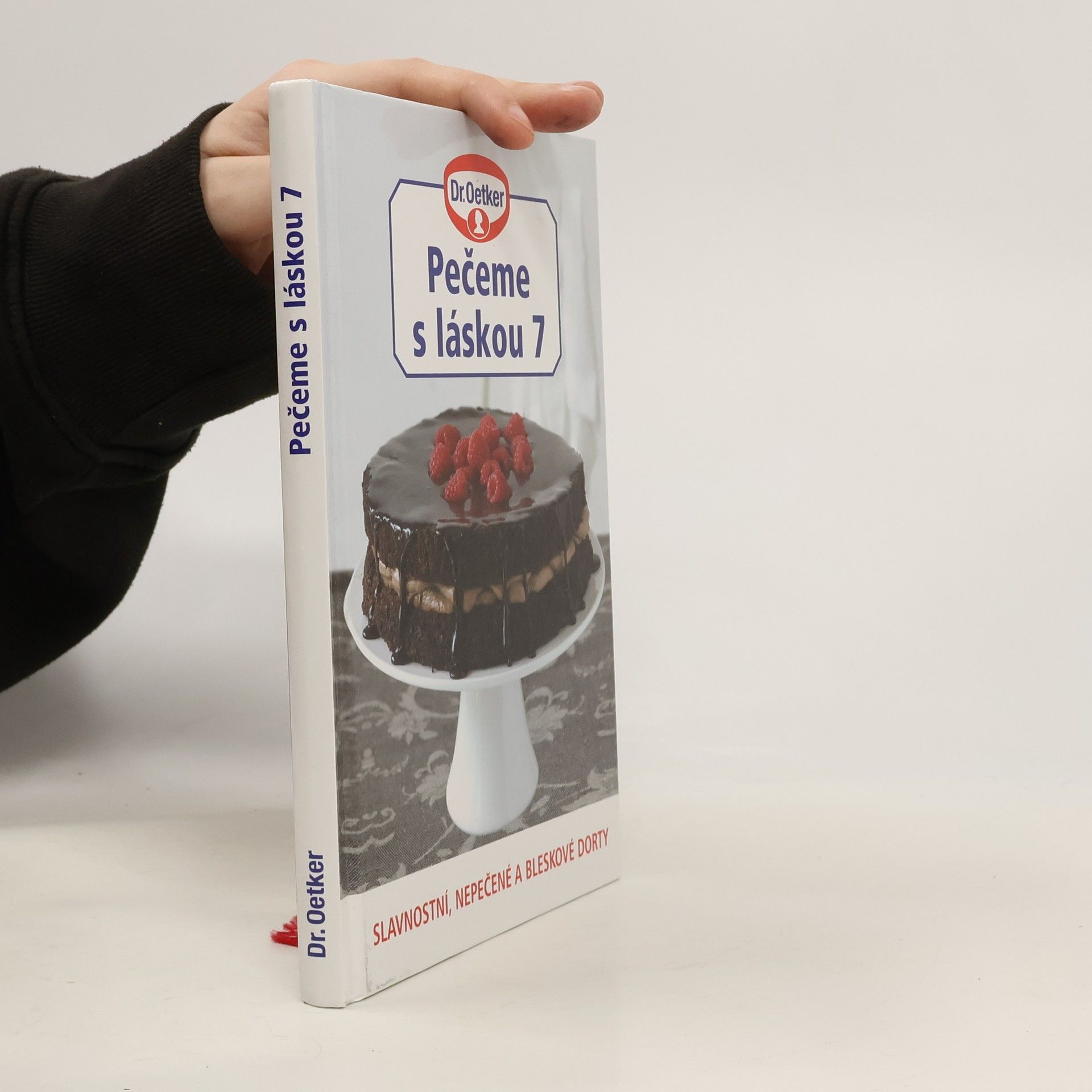 Slavnostní, nepečené a bleskové dorty