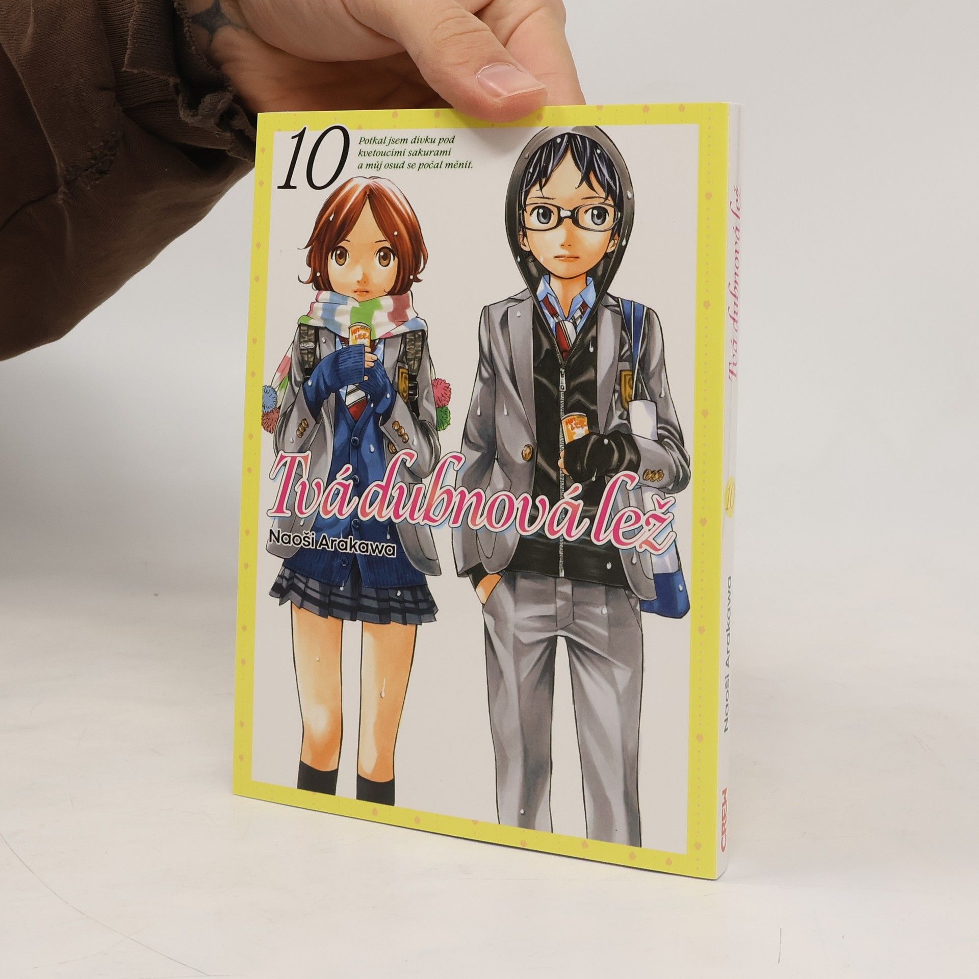 Tvá dubnová lež : potkal jsem dívku pod kvetoucími sakurami a můj osud se počal měnit. 10