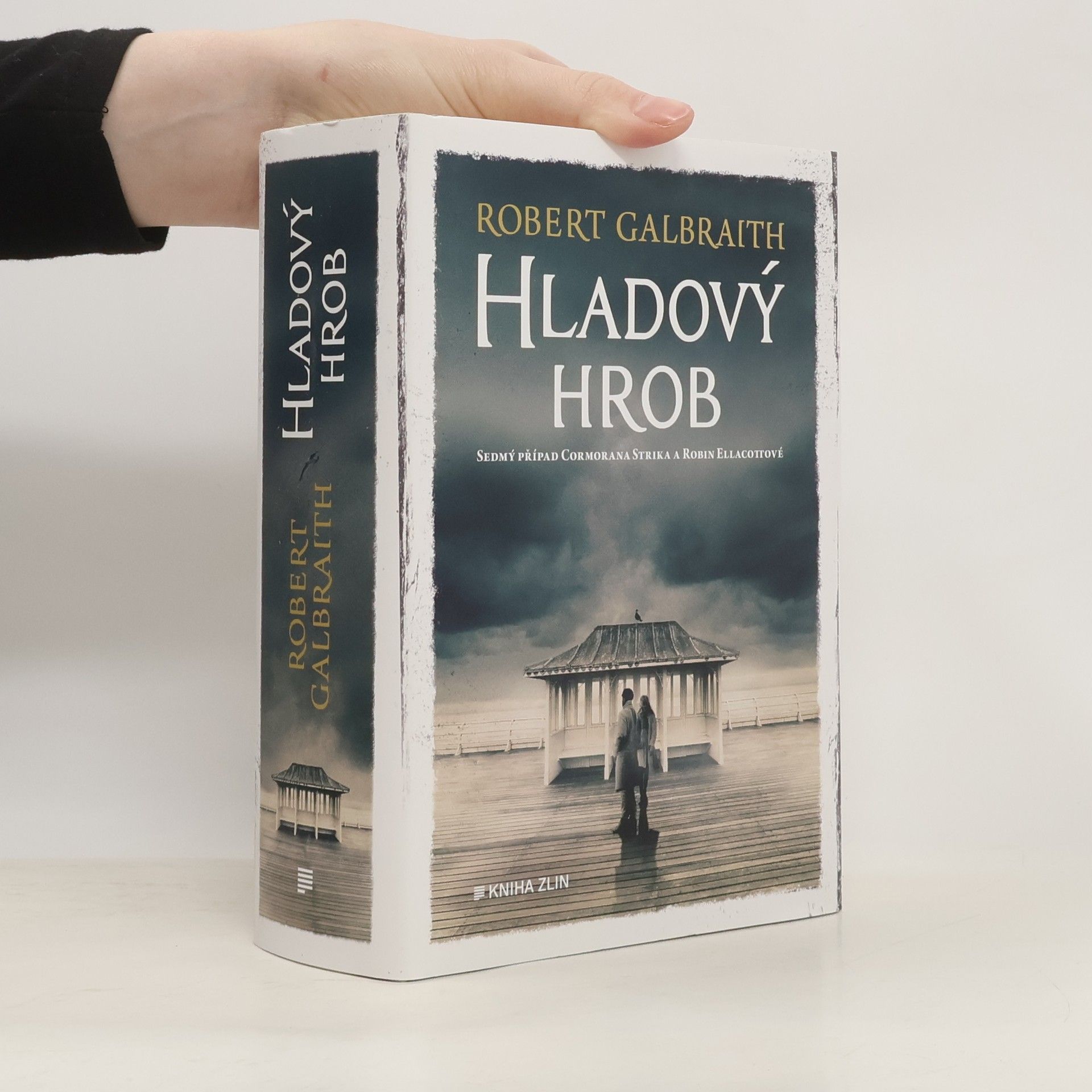 Robert Galbraith Hladový hrob