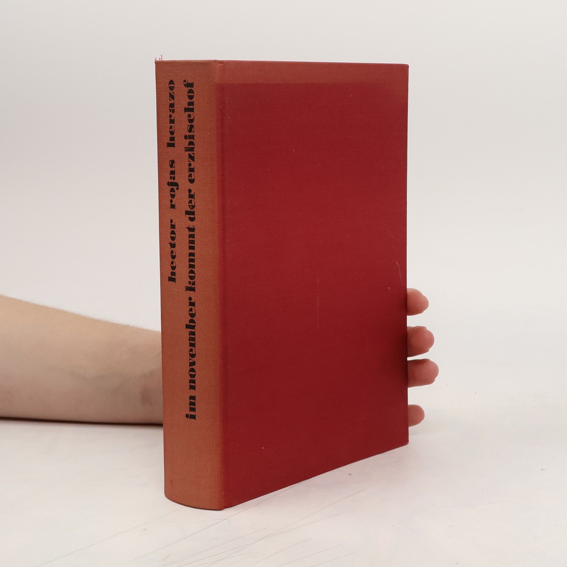 Héctor Rojas Herazo Im November kommt der Erzbischof