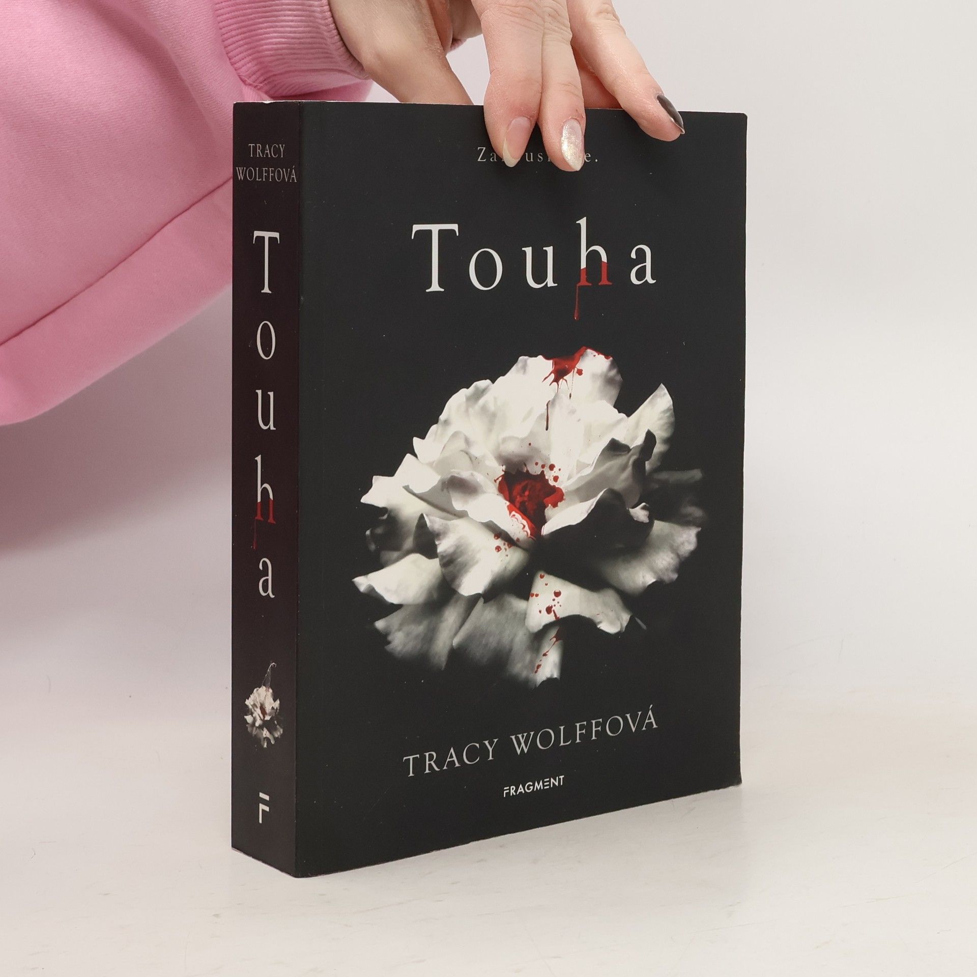 Tracy Wolff Touha