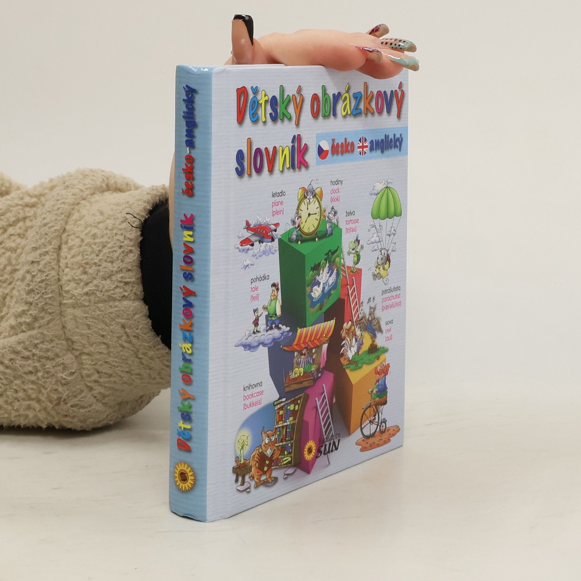 Eduardo Trujillo Dětský obrázkový slovník : slovník česko-anglický