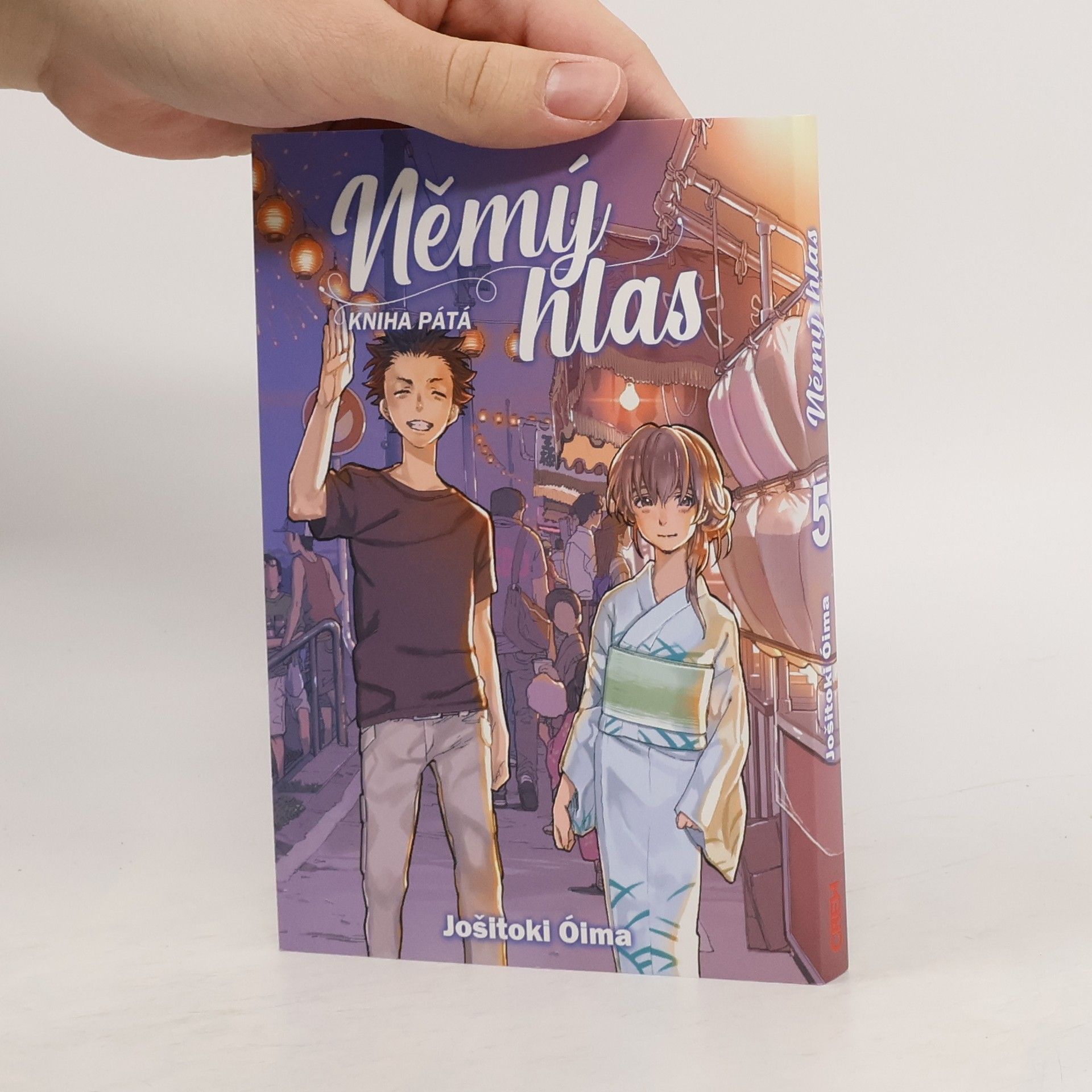 Yoshitoki Ōima Němý hlas. Kniha pátá