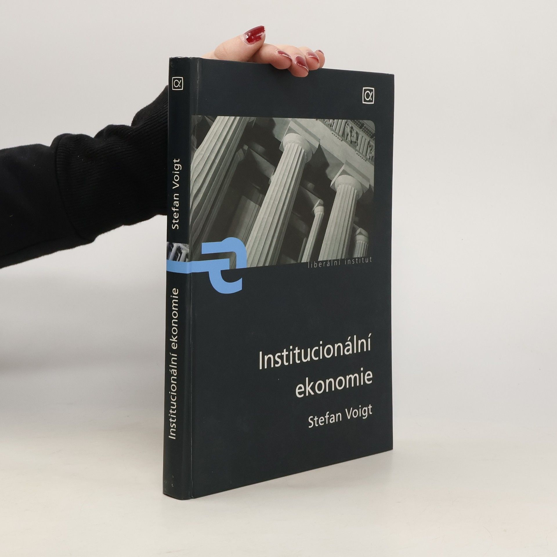 Institucionální ekonomie