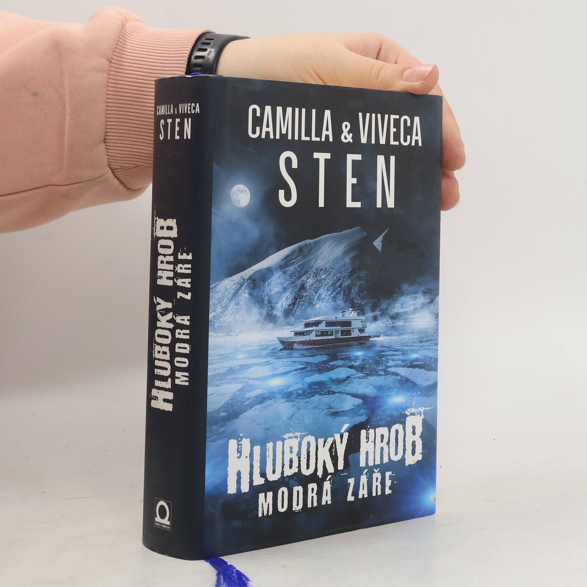 Modrá záře. Hluboký hrob