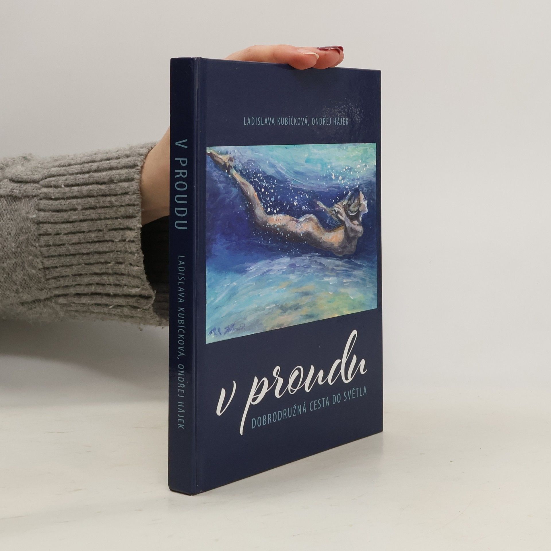 V proudu : dobrodružná cesta do světla