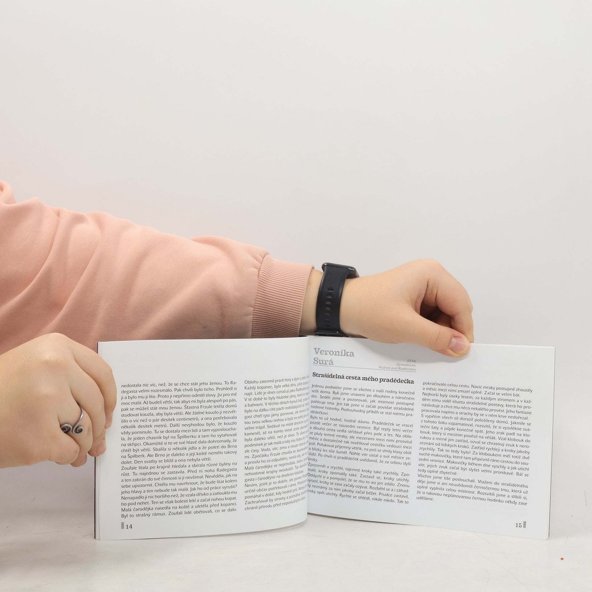 Povídání ve tmě, aneb, Když je černá hodinka, povídá si rodinka