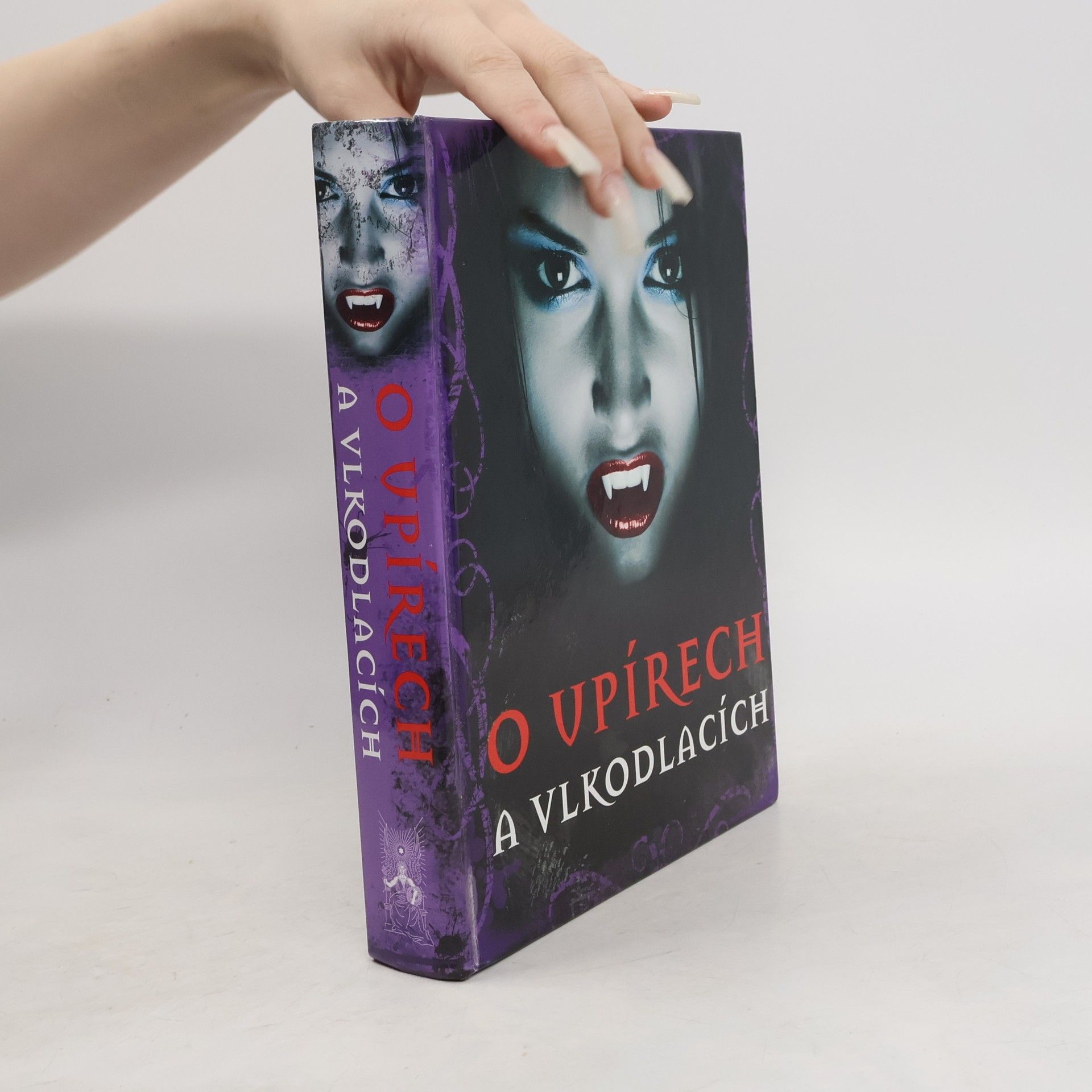 Tig Thomas O upírech a vlkodlacích