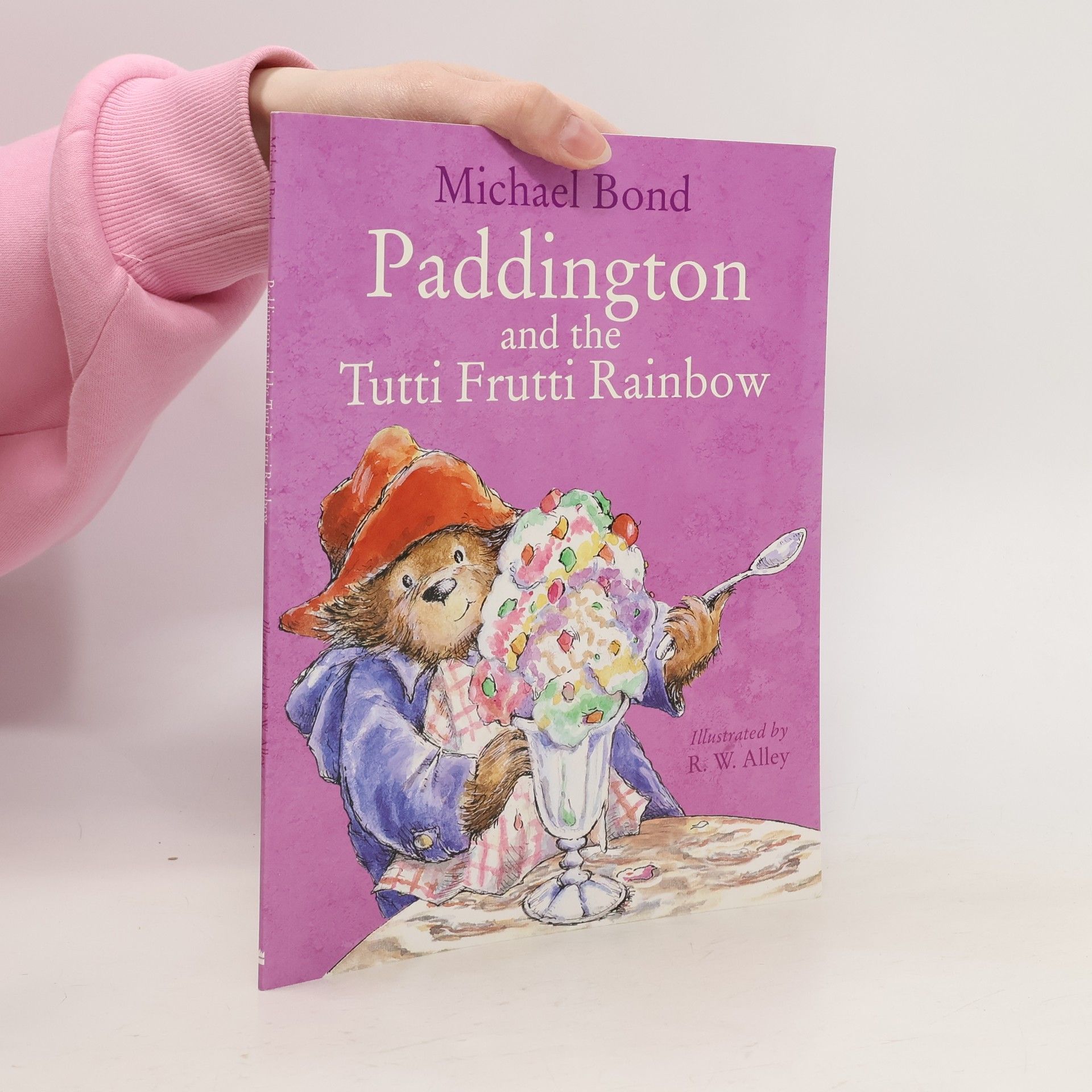 Michael Bond Paddington and the Tutti Frutti Rainbow