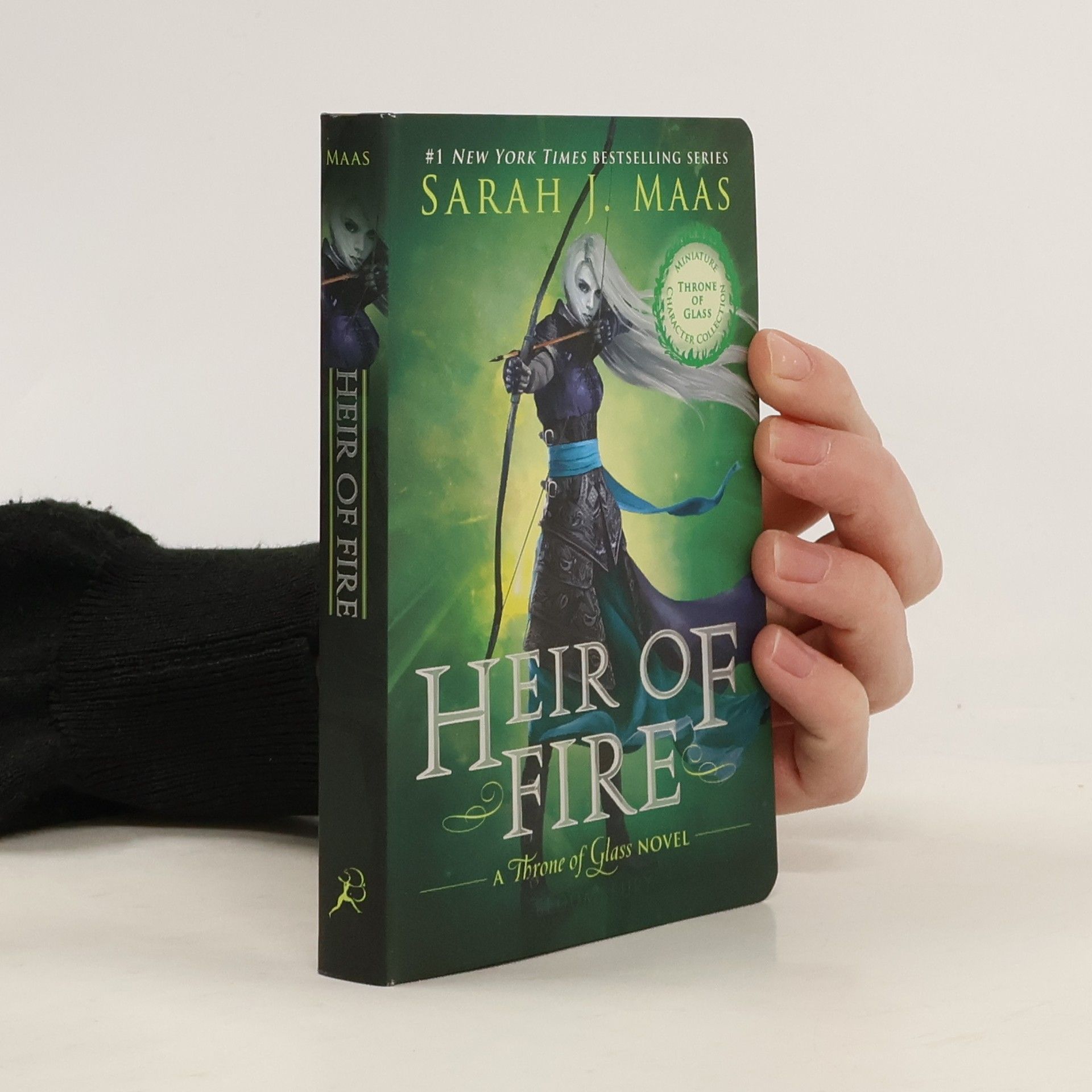 Sarah J. Maas Throne of Glass: Heir of Fire