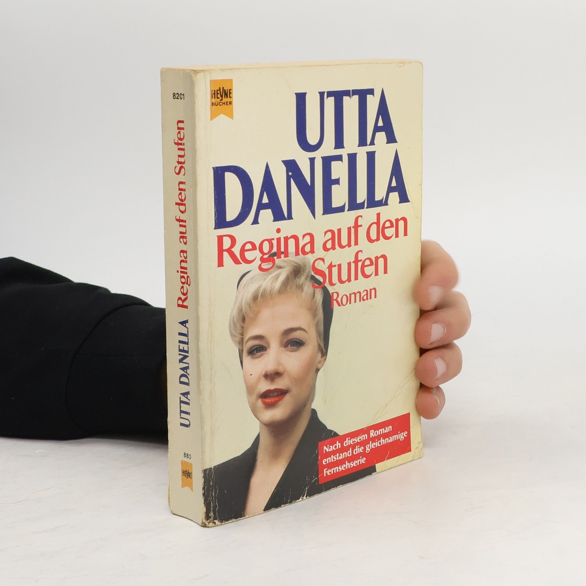 Utta Danella Regina auf den Stufen