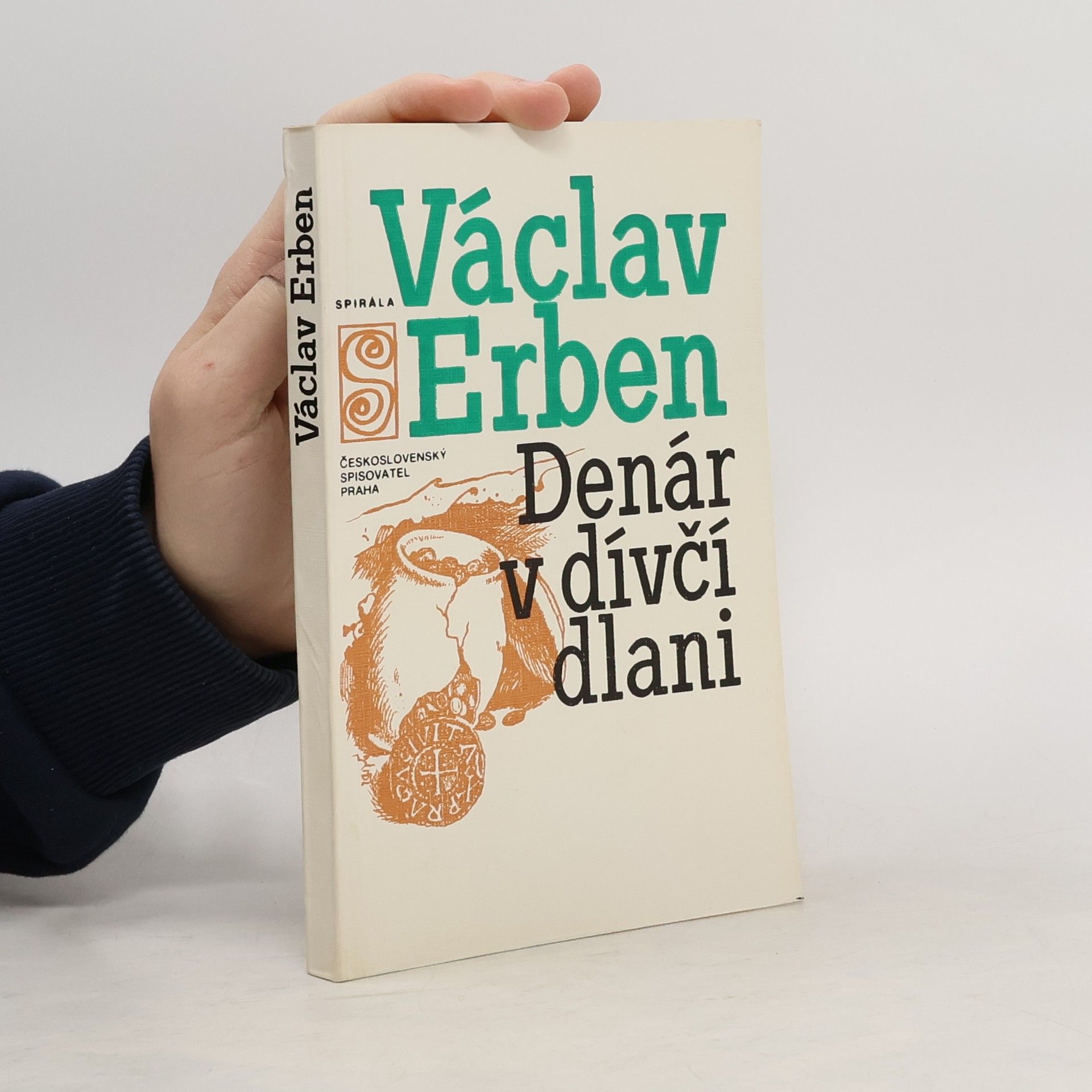 Denár v dívčí dlani