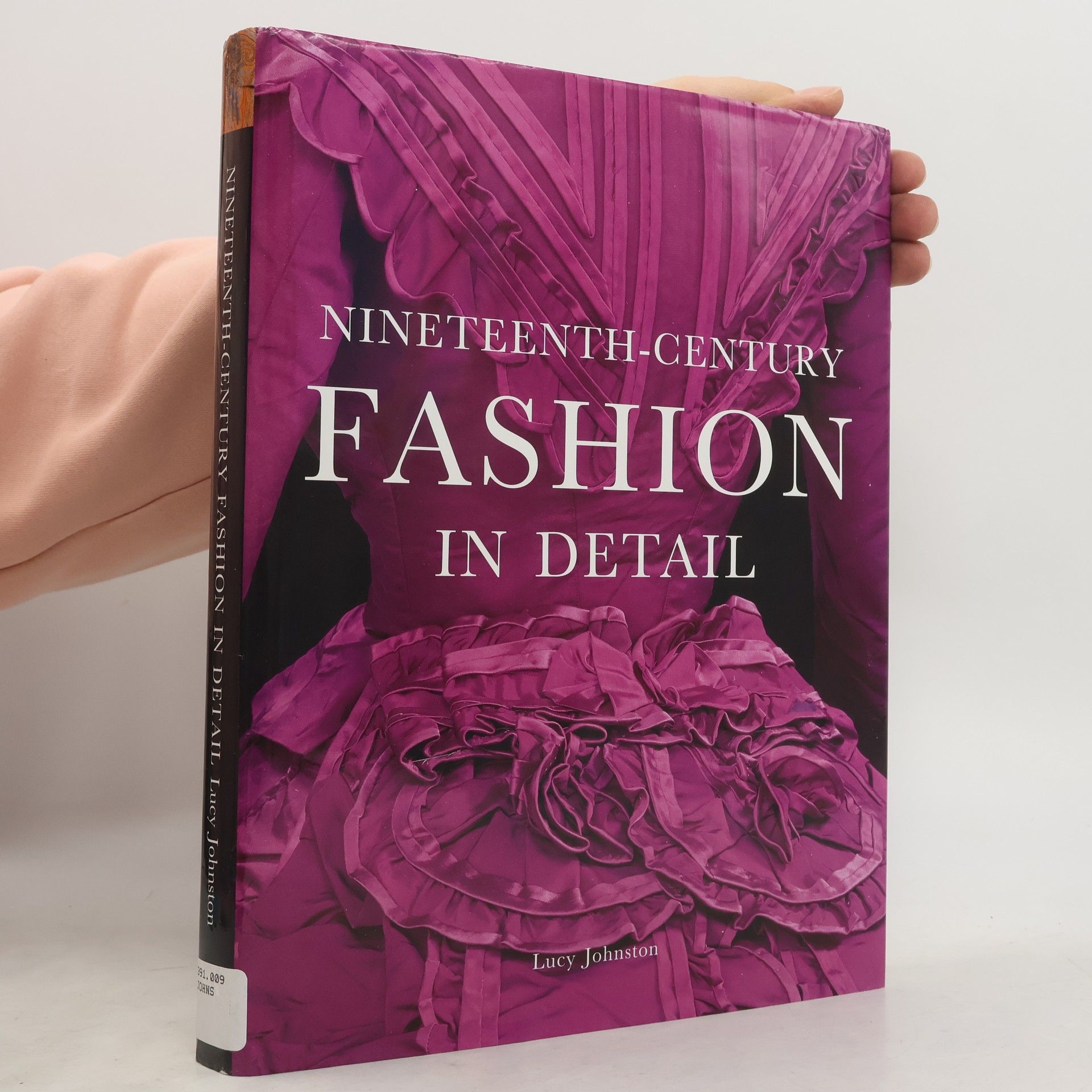 Nineteenth-Century Fashion in Detail