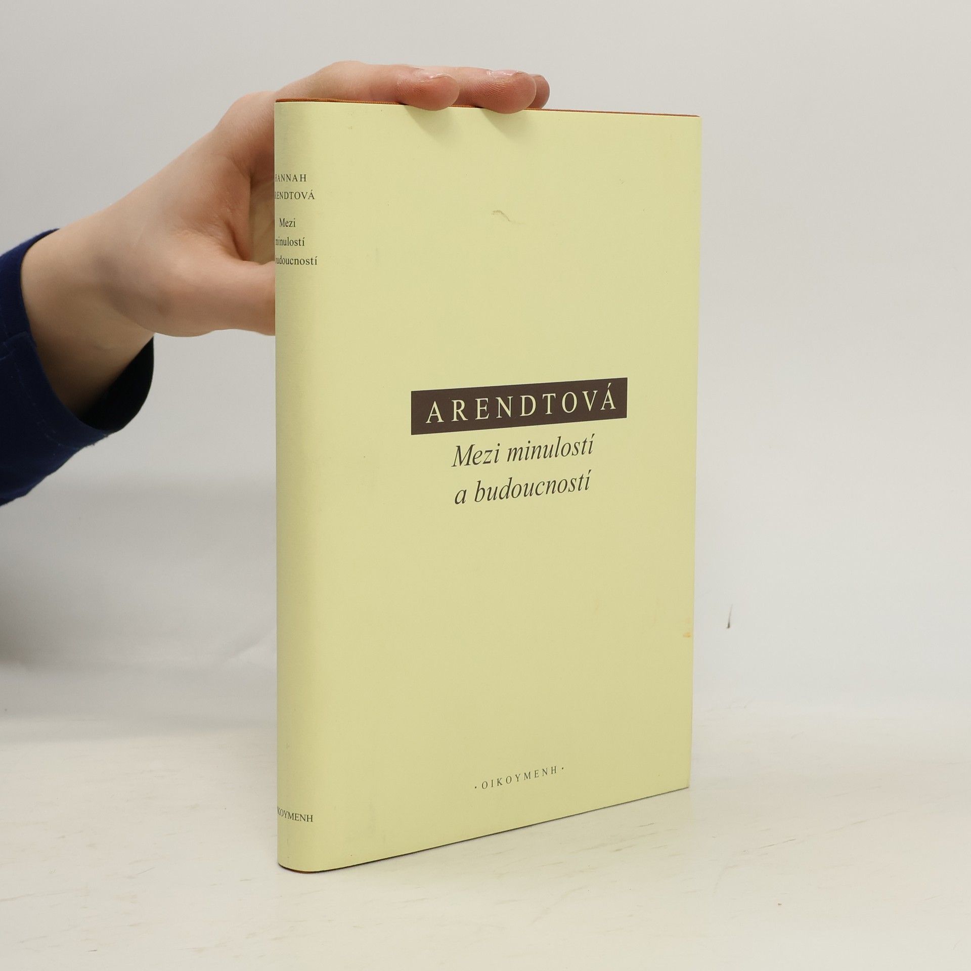 Mezi minulostí a budoucností