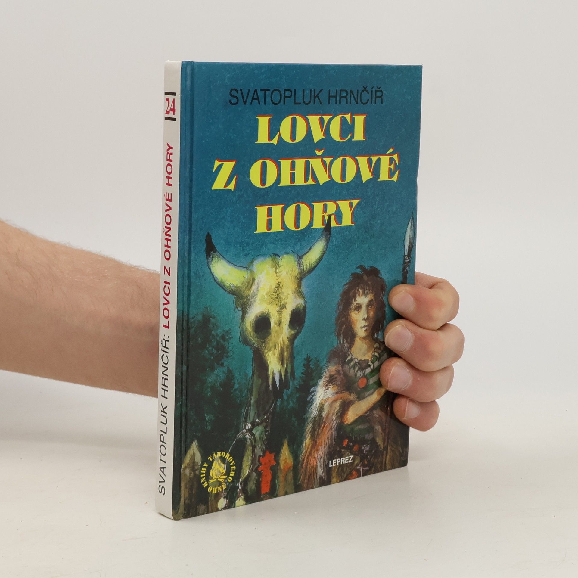 Svatopluk Hrnčíř Lovci z Ohňové hory