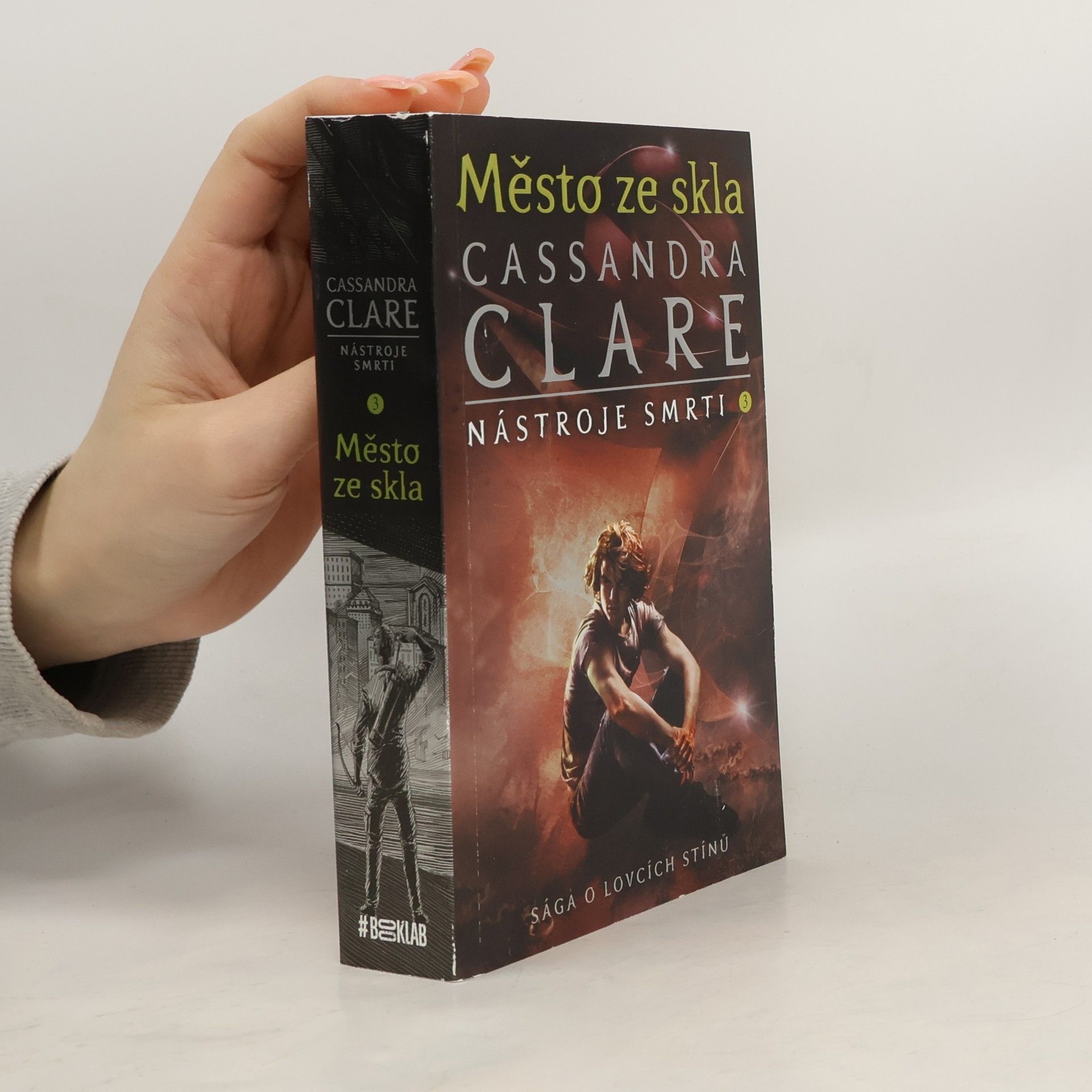 Cassandra Clare Nástroje smrti 3: Město ze skla