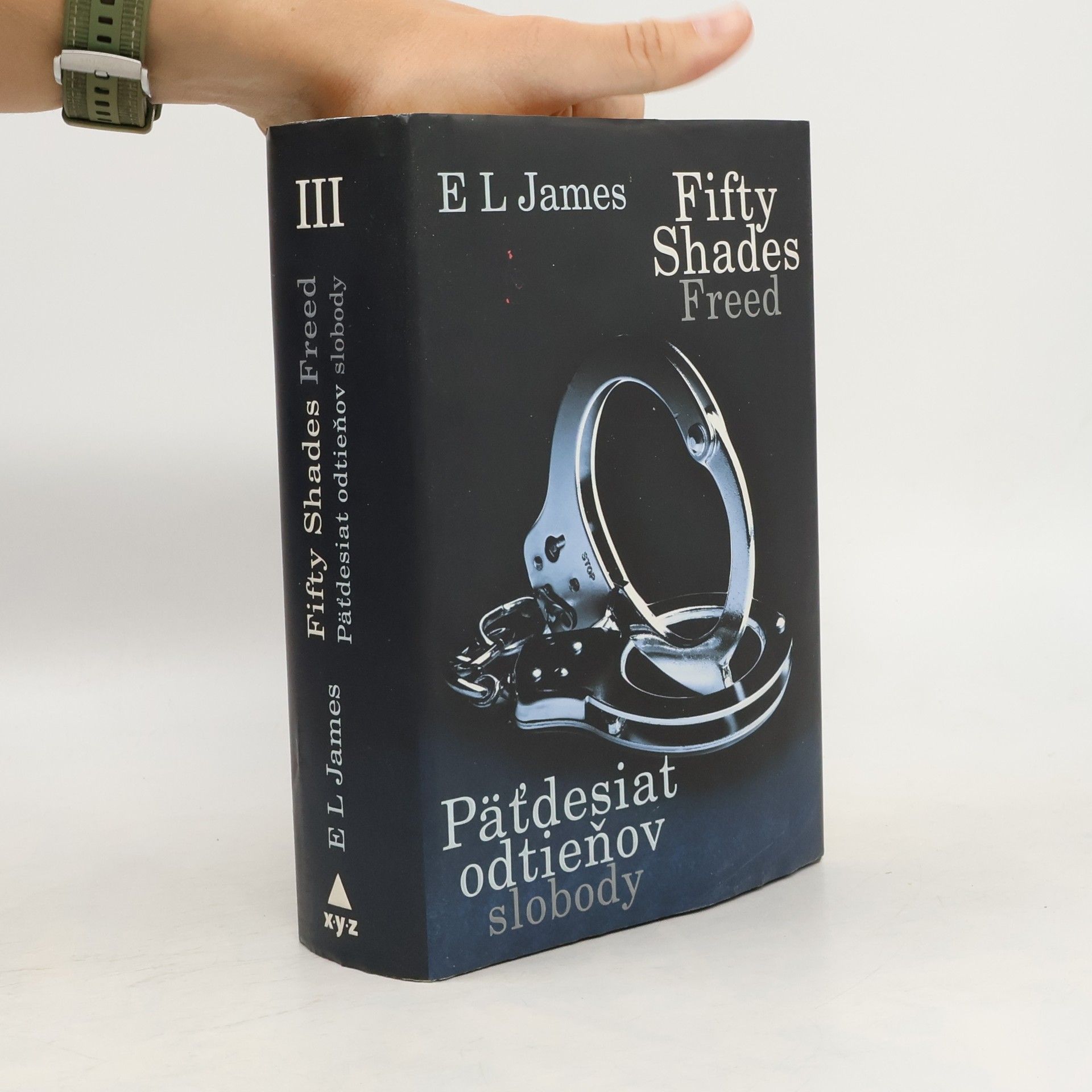 E L James Päťdesiat odtieňov slobody