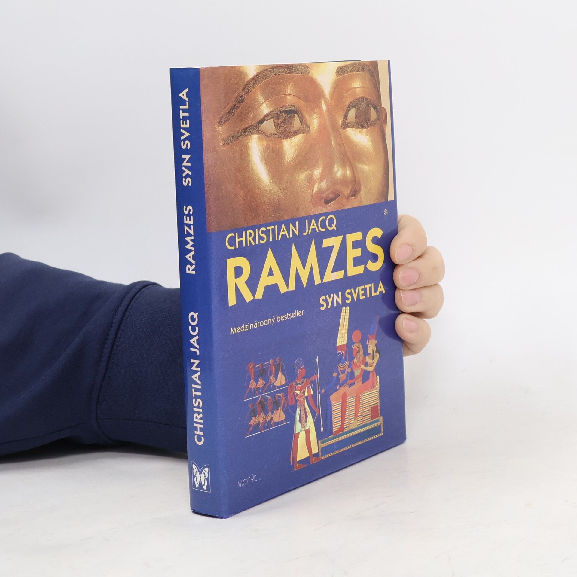 Christian Jacq Ramzes. Syn svetla