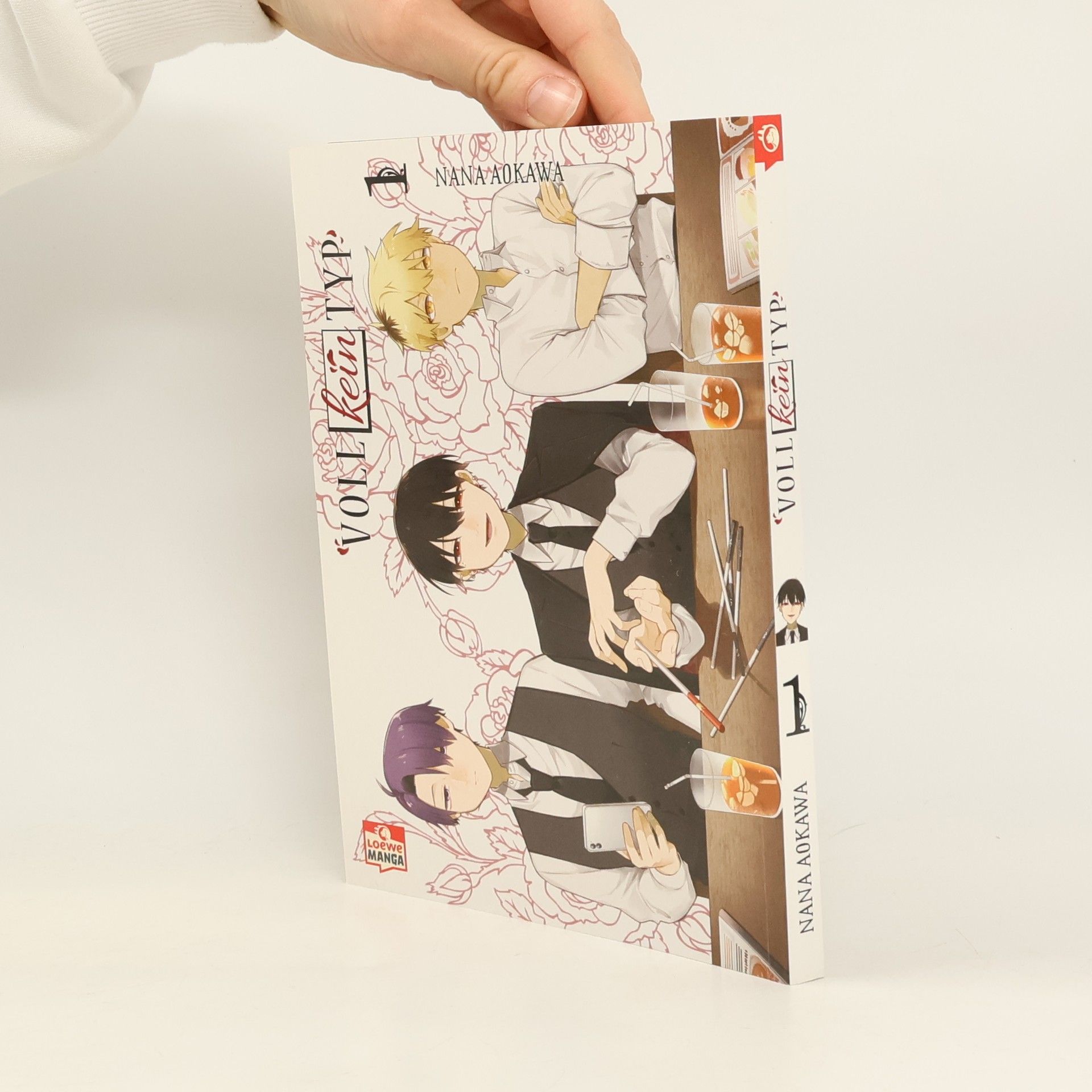 Nana Aokawa Voll kein Typ 01. Innovative Liebeskomödie mit Boys-Love-Subtext, der das klassische Junge-trifft-Mädchen-Schema sprengt