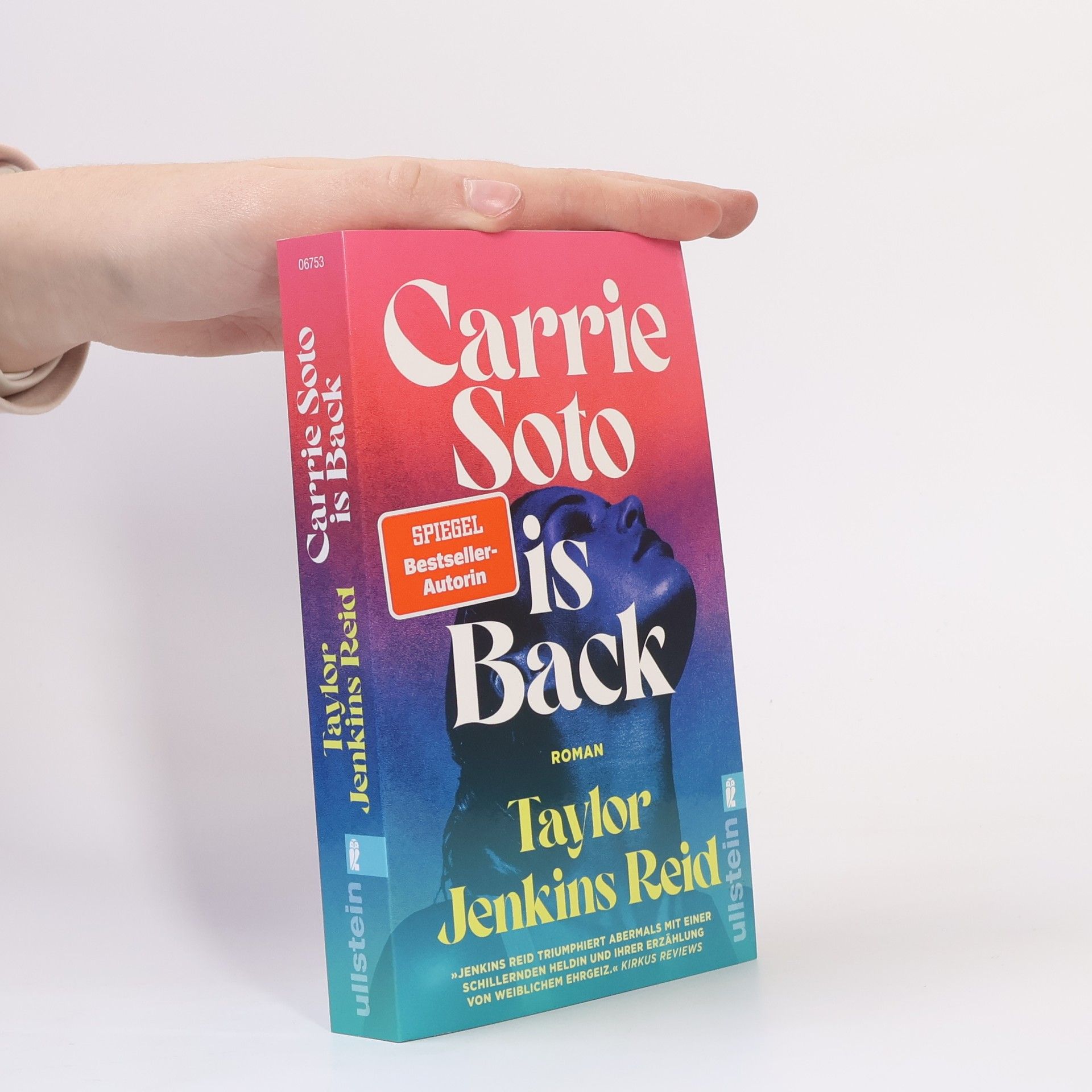 Taylor Jenkins Reid Carrie Soto is back