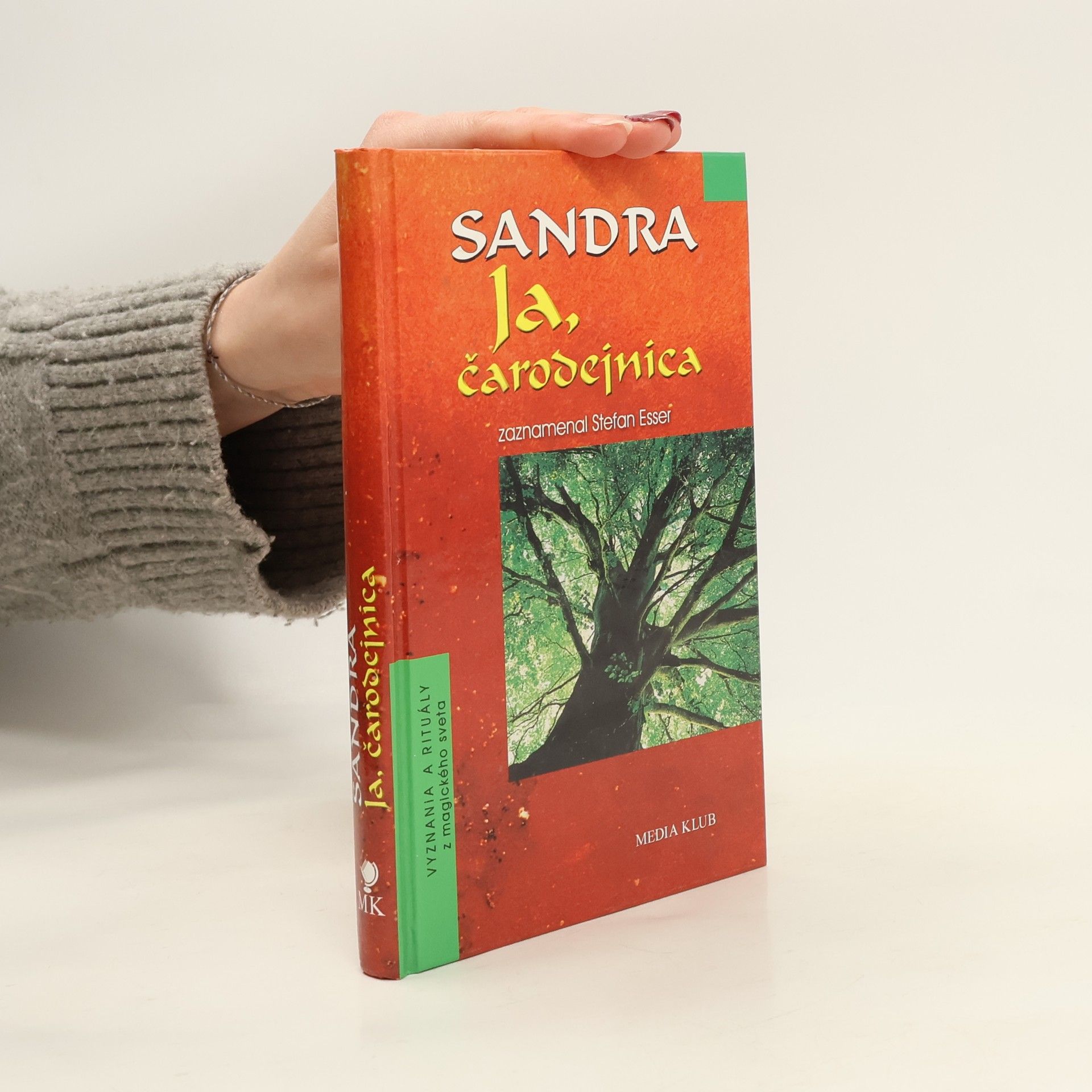 Sandra Ja, čarodejnica