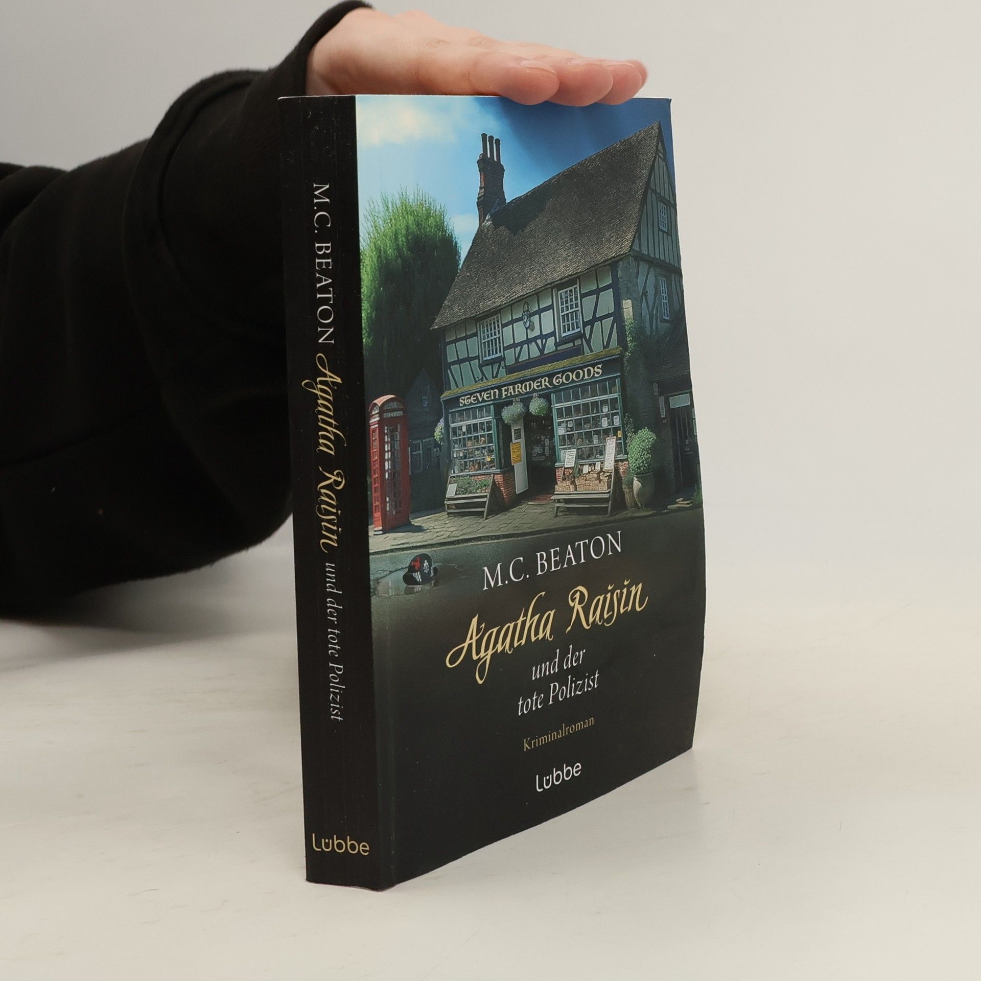 M. C. Beaton Agatha Raisin und der tote Polizist