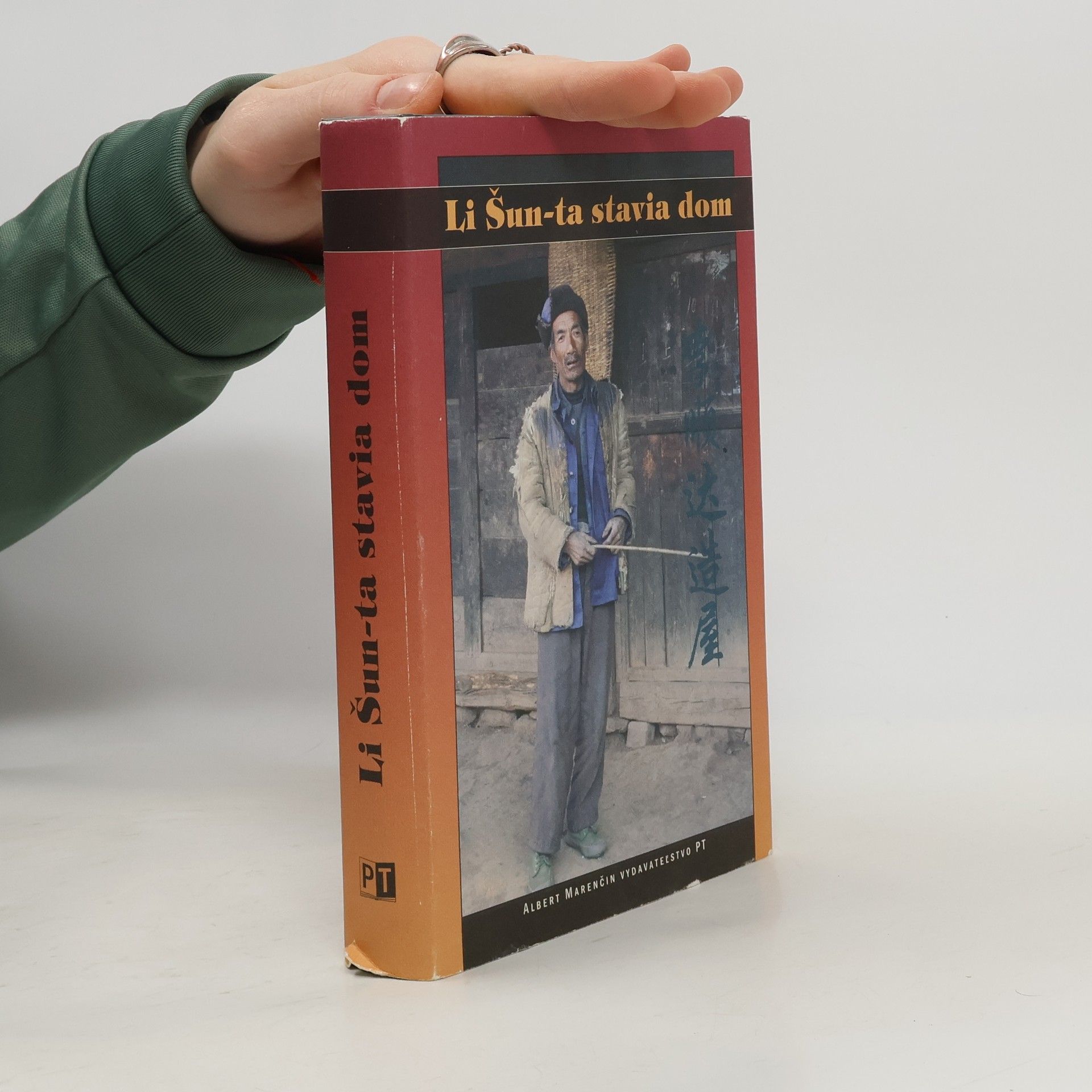 * antologie Li Šun-ta stavia dom