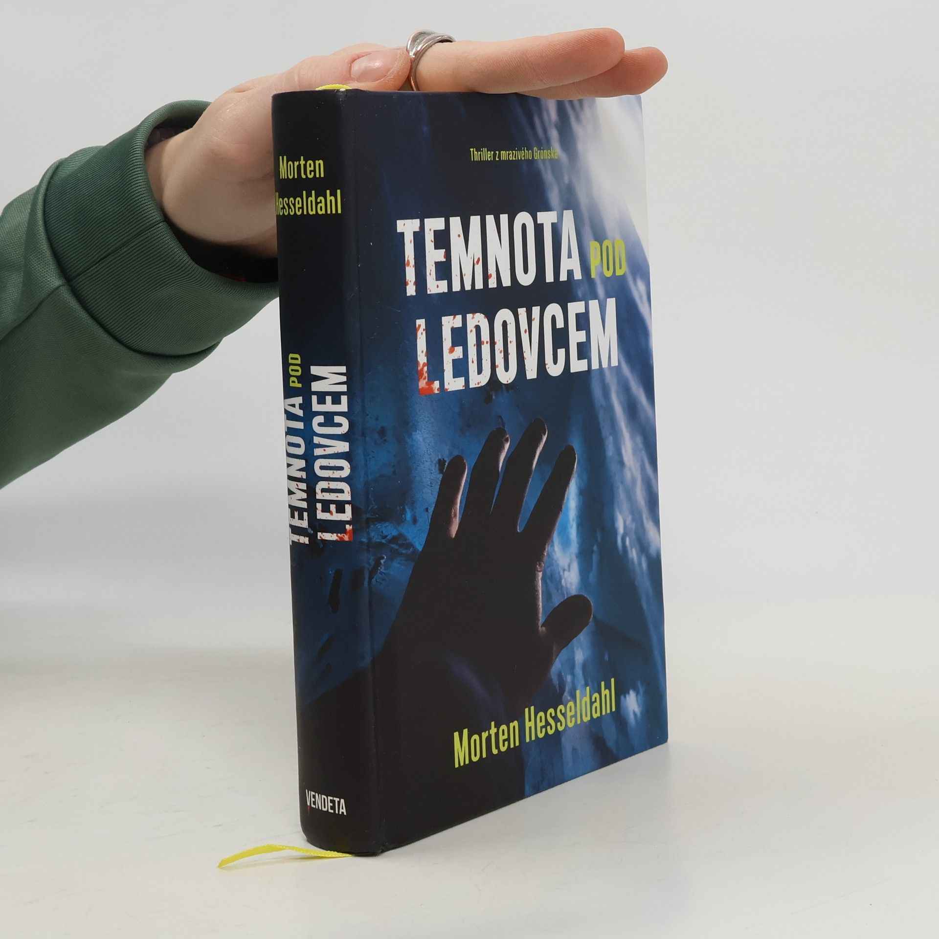 Temnota pod ledovcem