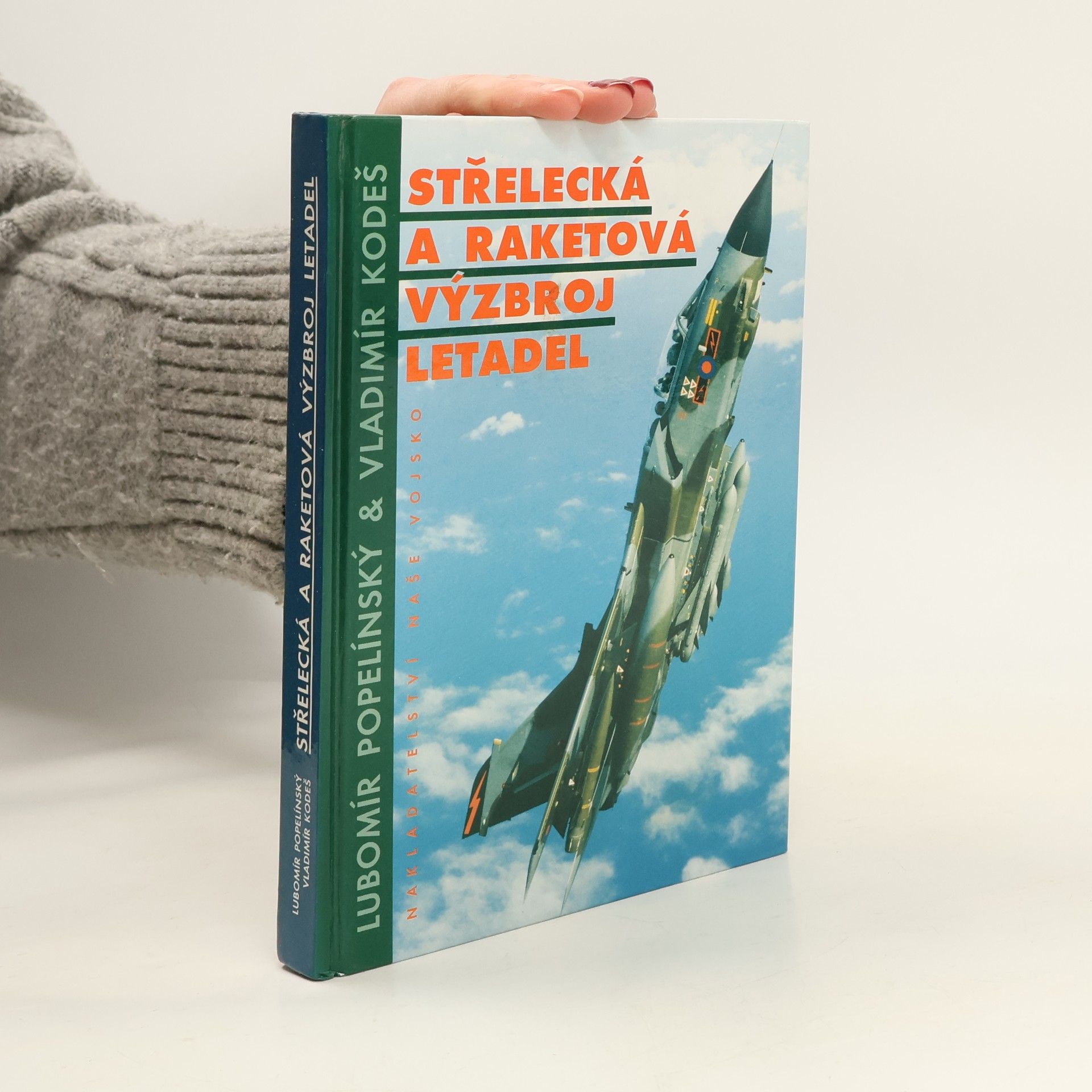 Střelecká a raketová výzbroj letadel