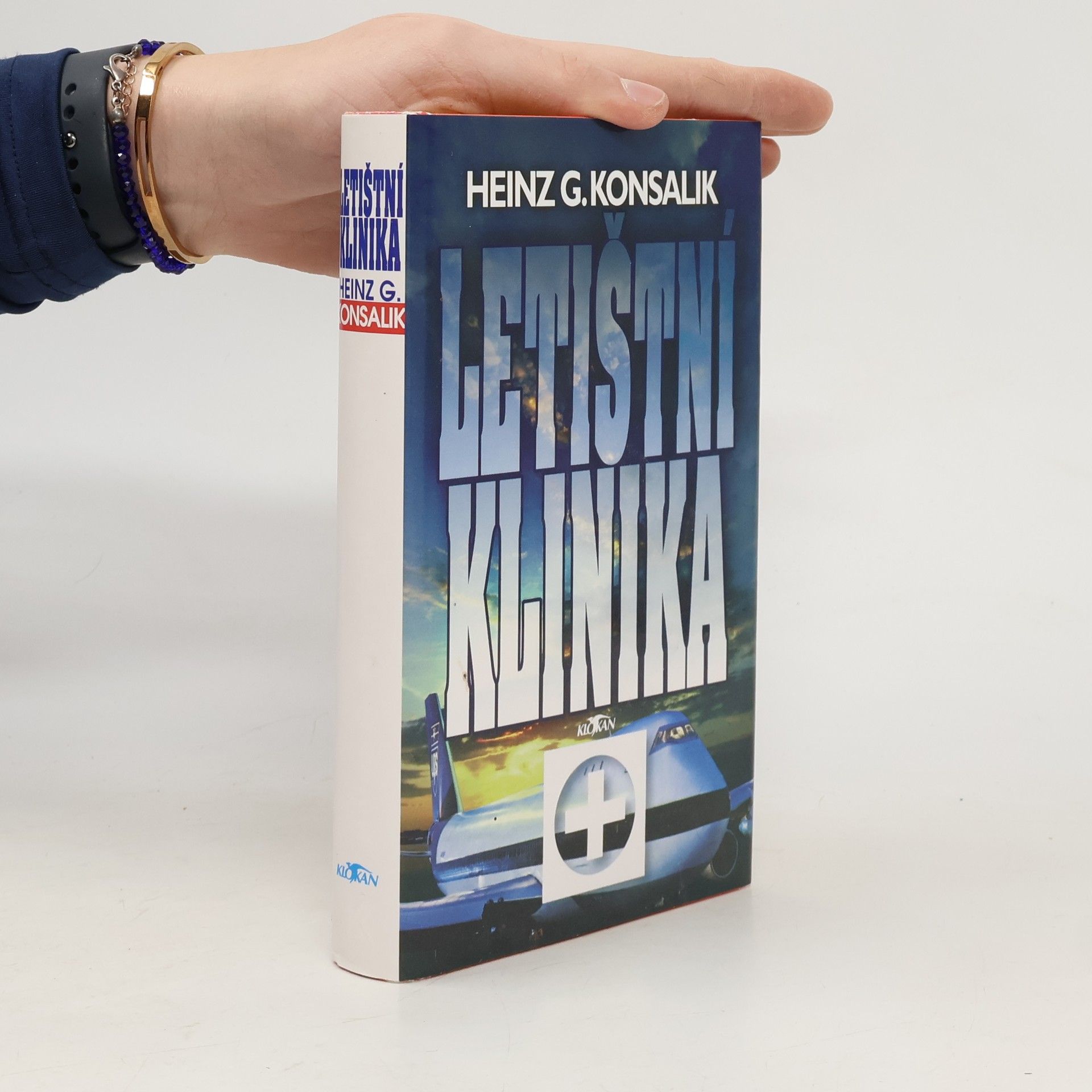 Heinz G. Konsalik Letištní klinika